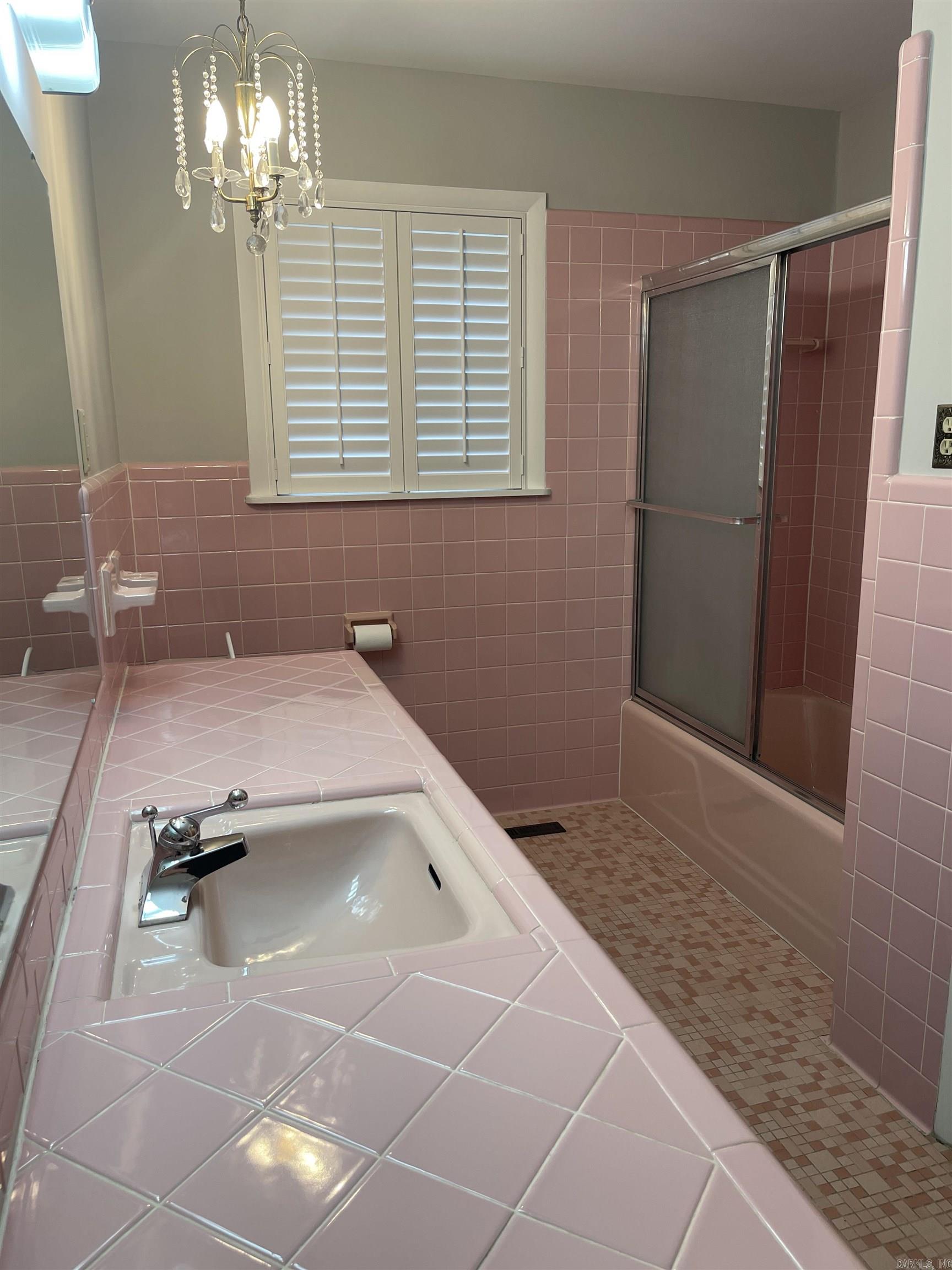 10 Talmage Drive  Little Rock, AR