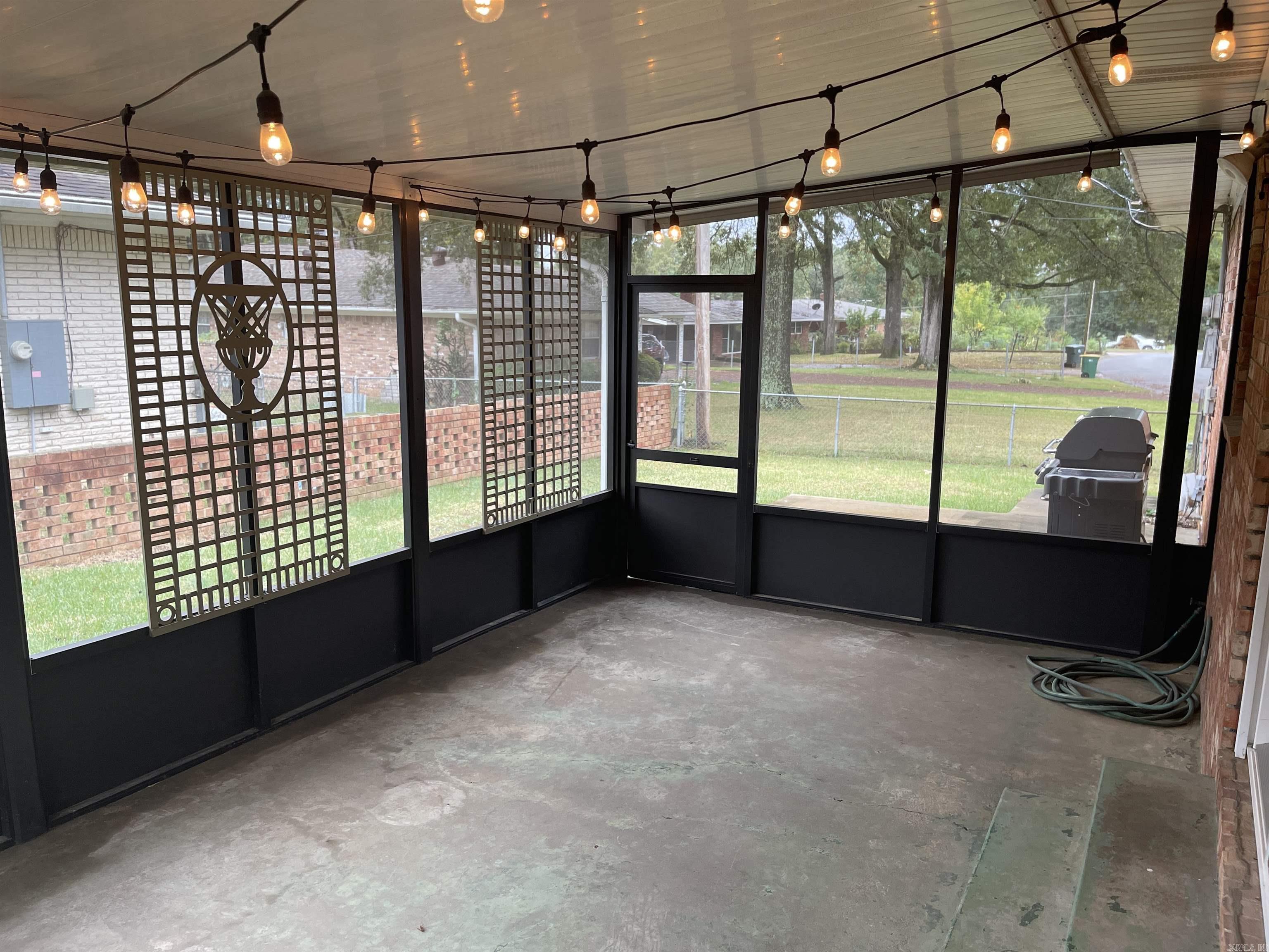 10 Talmage Drive  Little Rock, AR