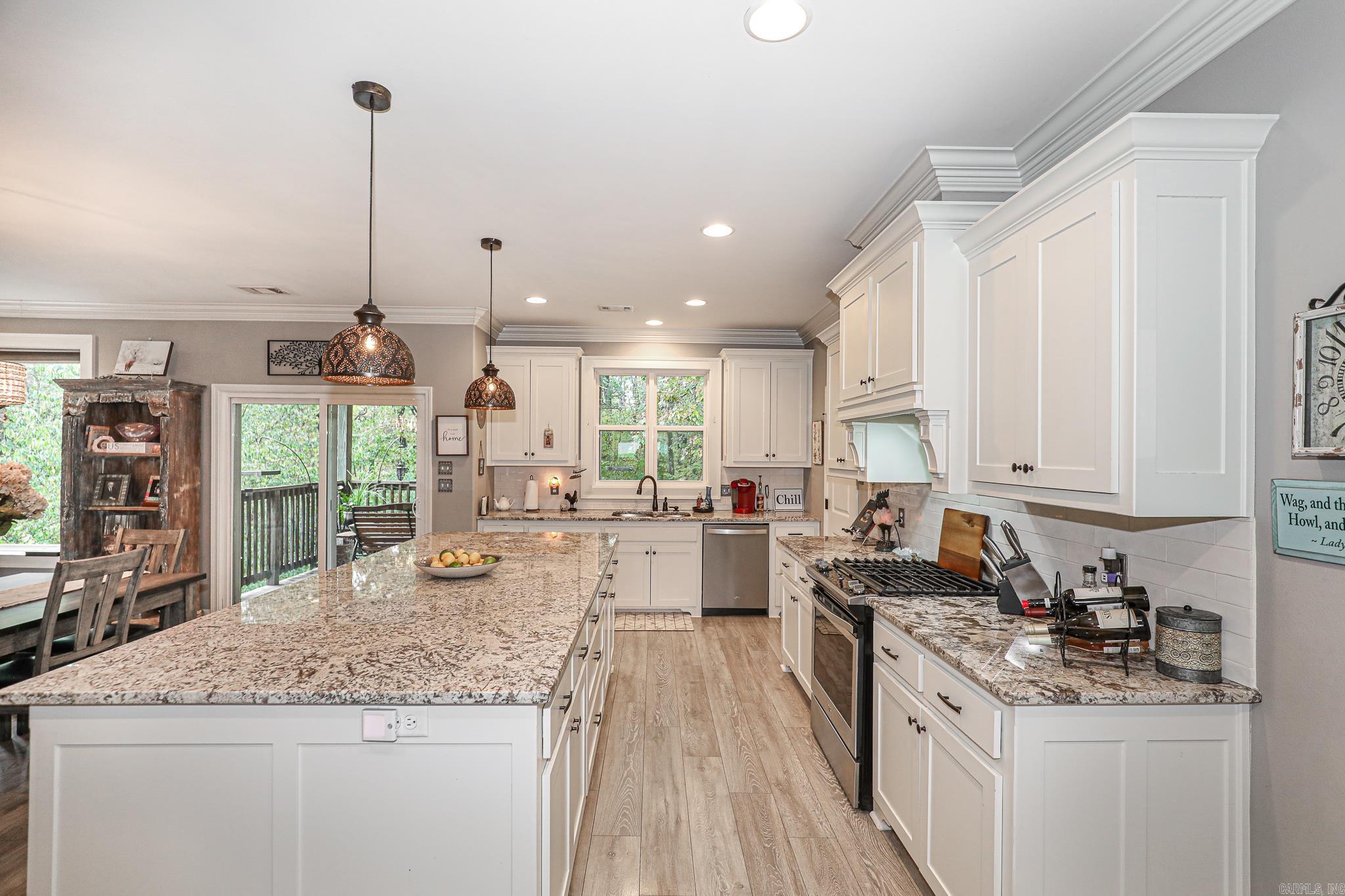 9025 DIAMOND RIDGE  Benton, AR