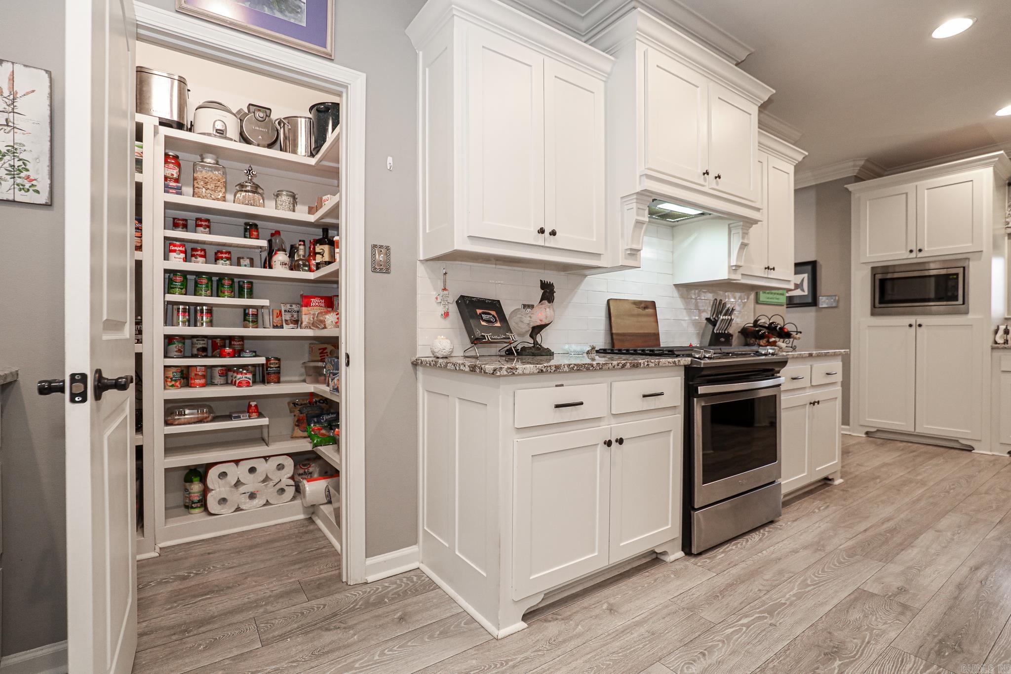 9025 DIAMOND RIDGE  Benton, AR