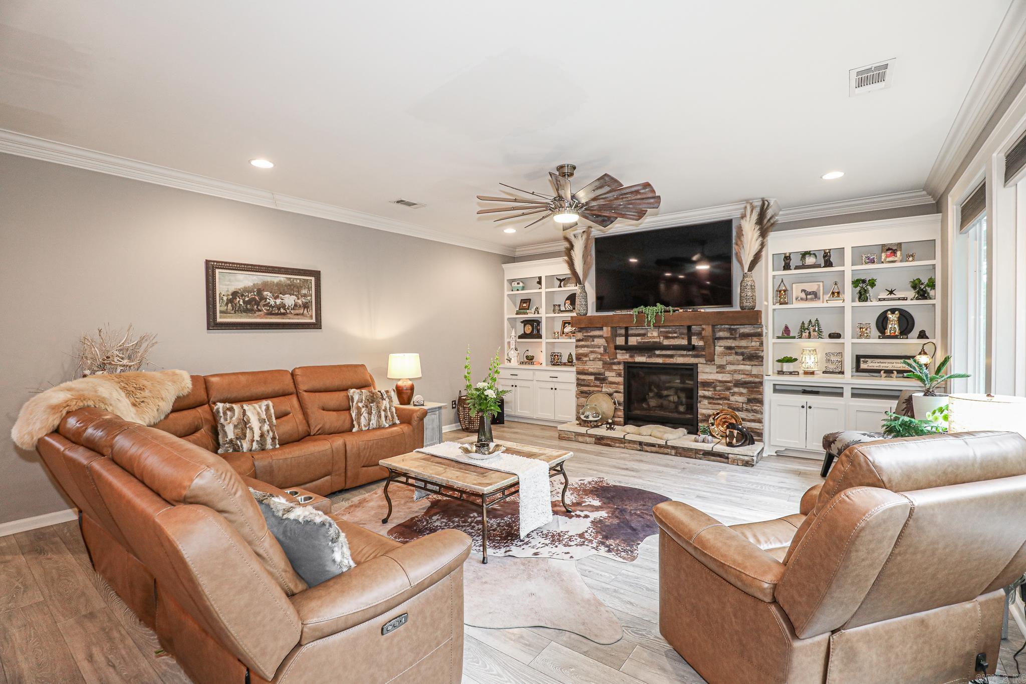 9025 DIAMOND RIDGE  Benton, AR