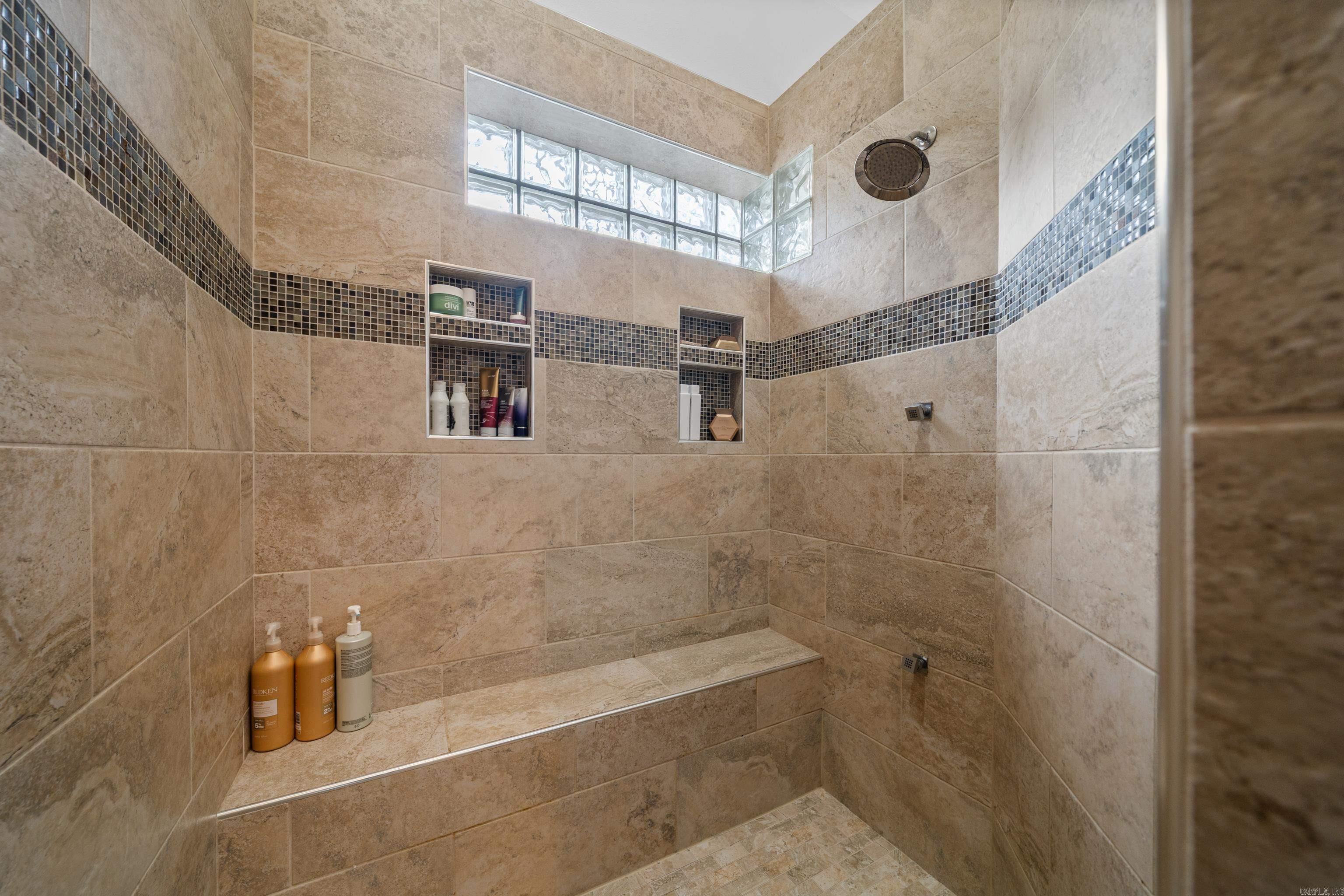 16 Stonegate Shores  Hot Springs, AR