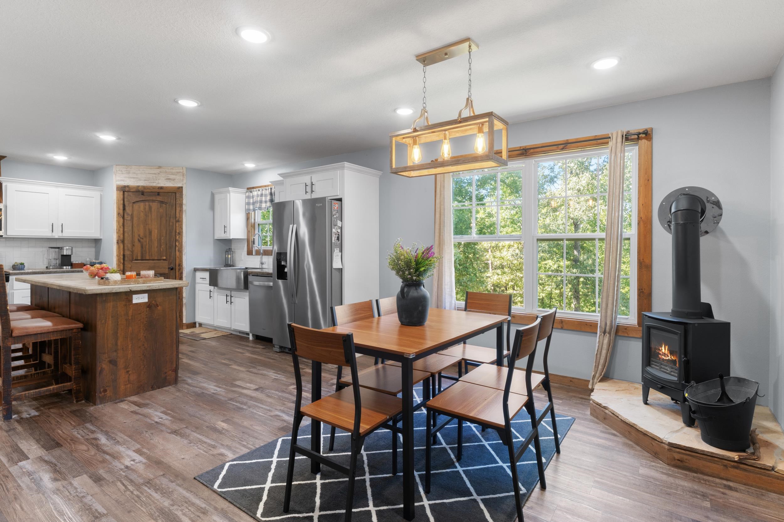 104 Jacobs  Mountain View, AR