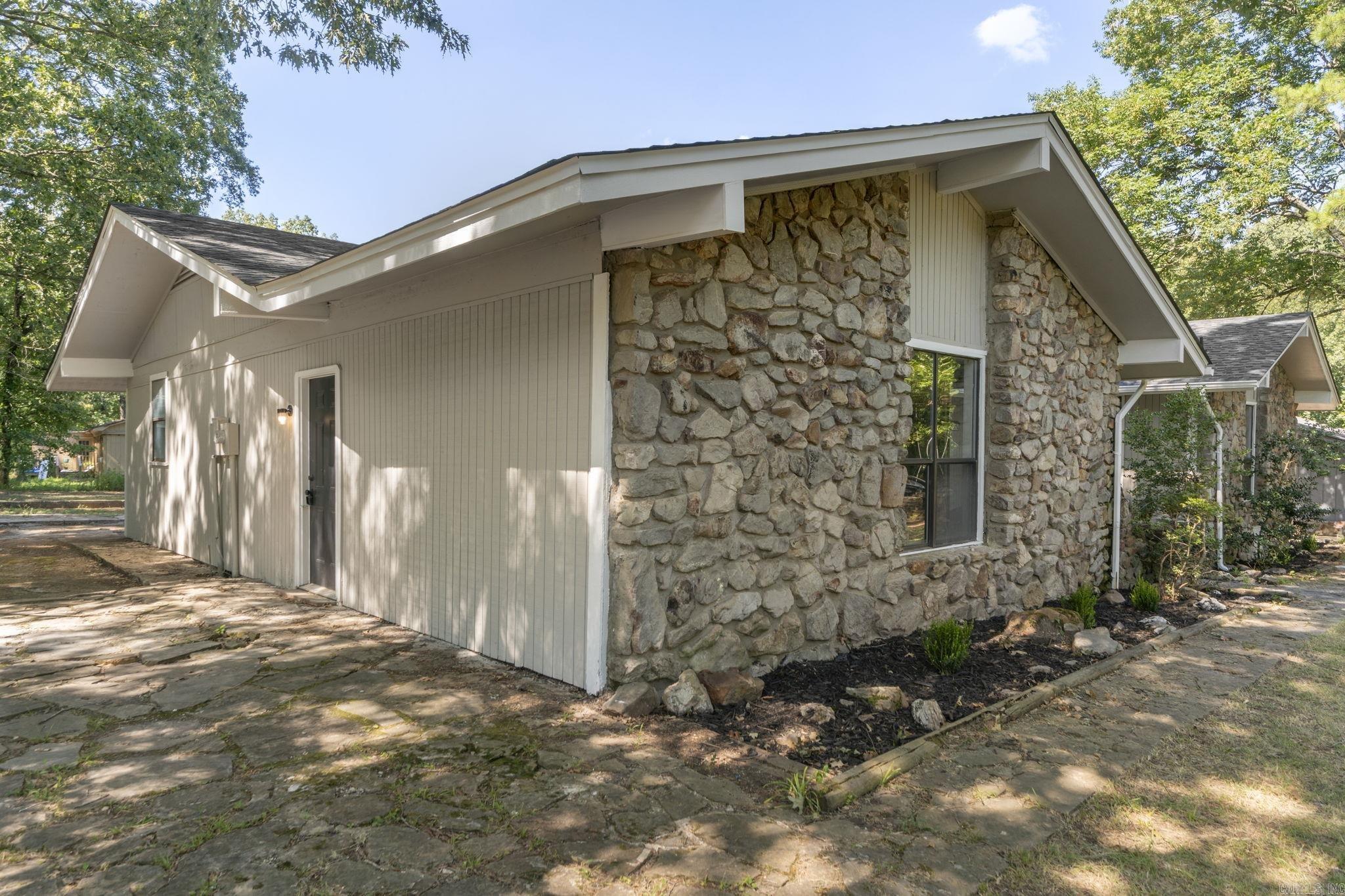 9914 Pinnacle Valley  Little Rock, AR