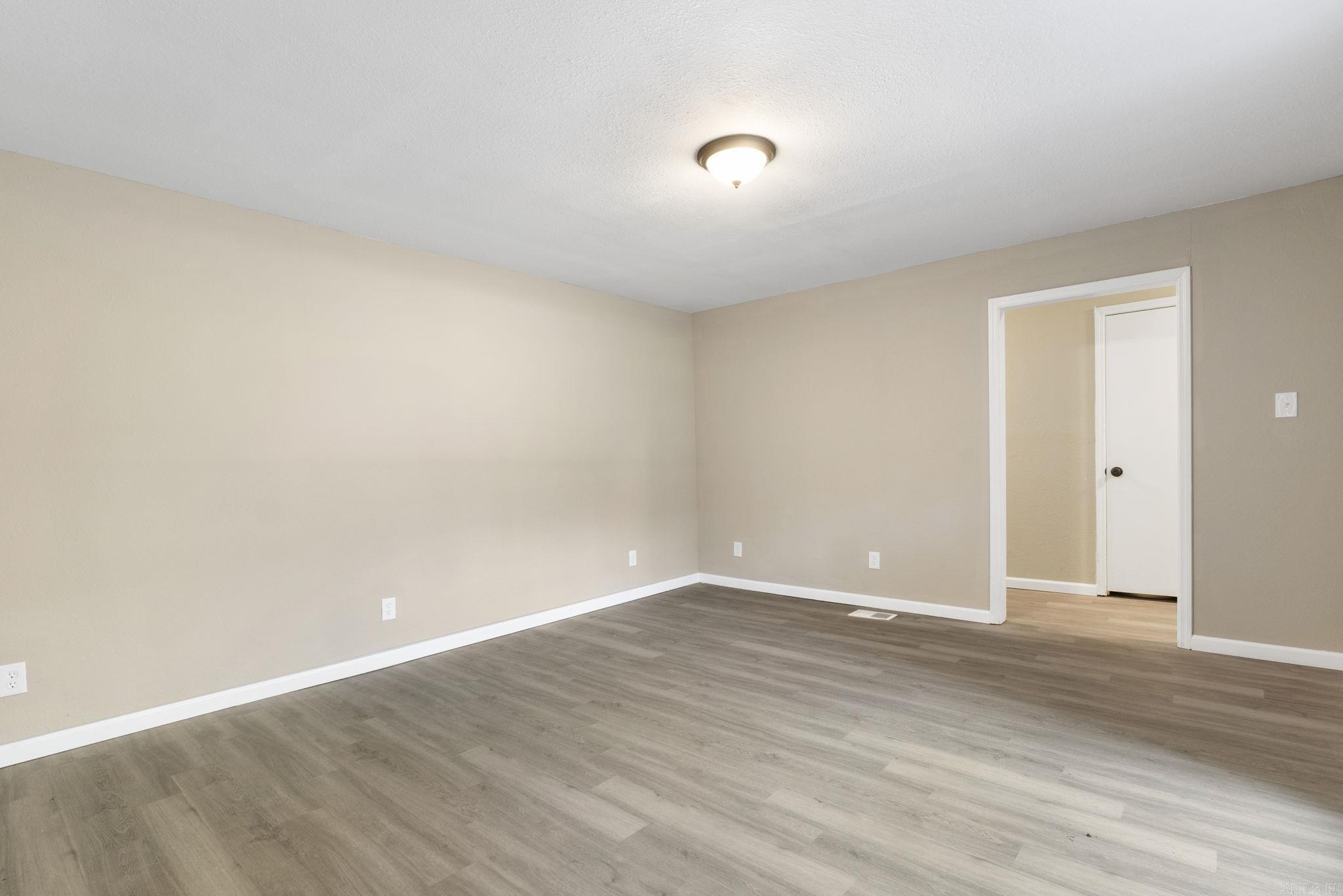 9914 Pinnacle Valley  Little Rock, AR