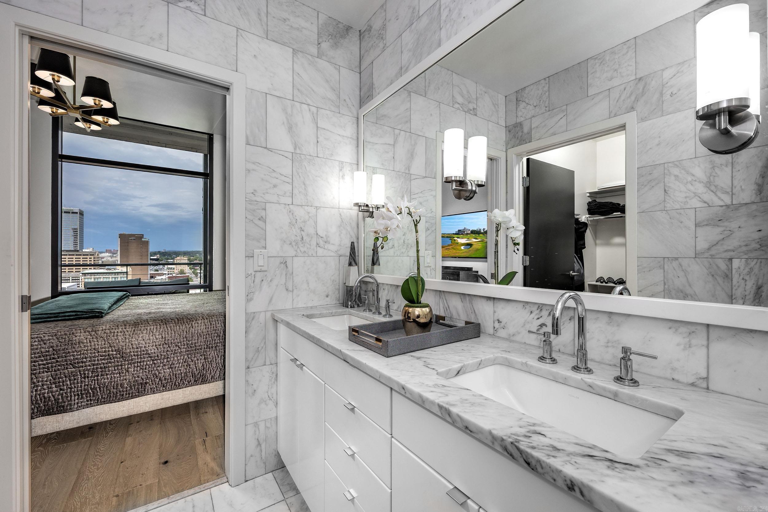 315 Rock #1607  Little Rock, AR