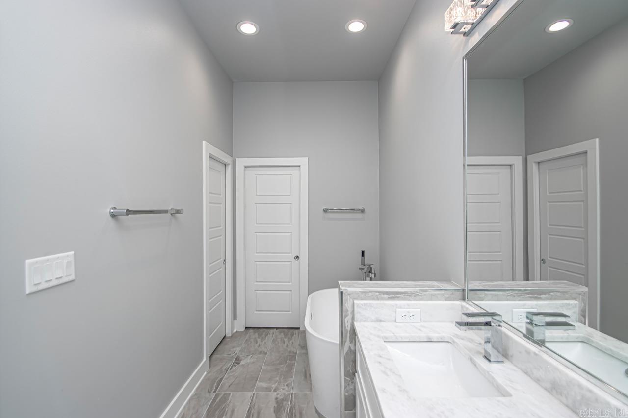 201 Kanis Ridge  Little Rock, AR