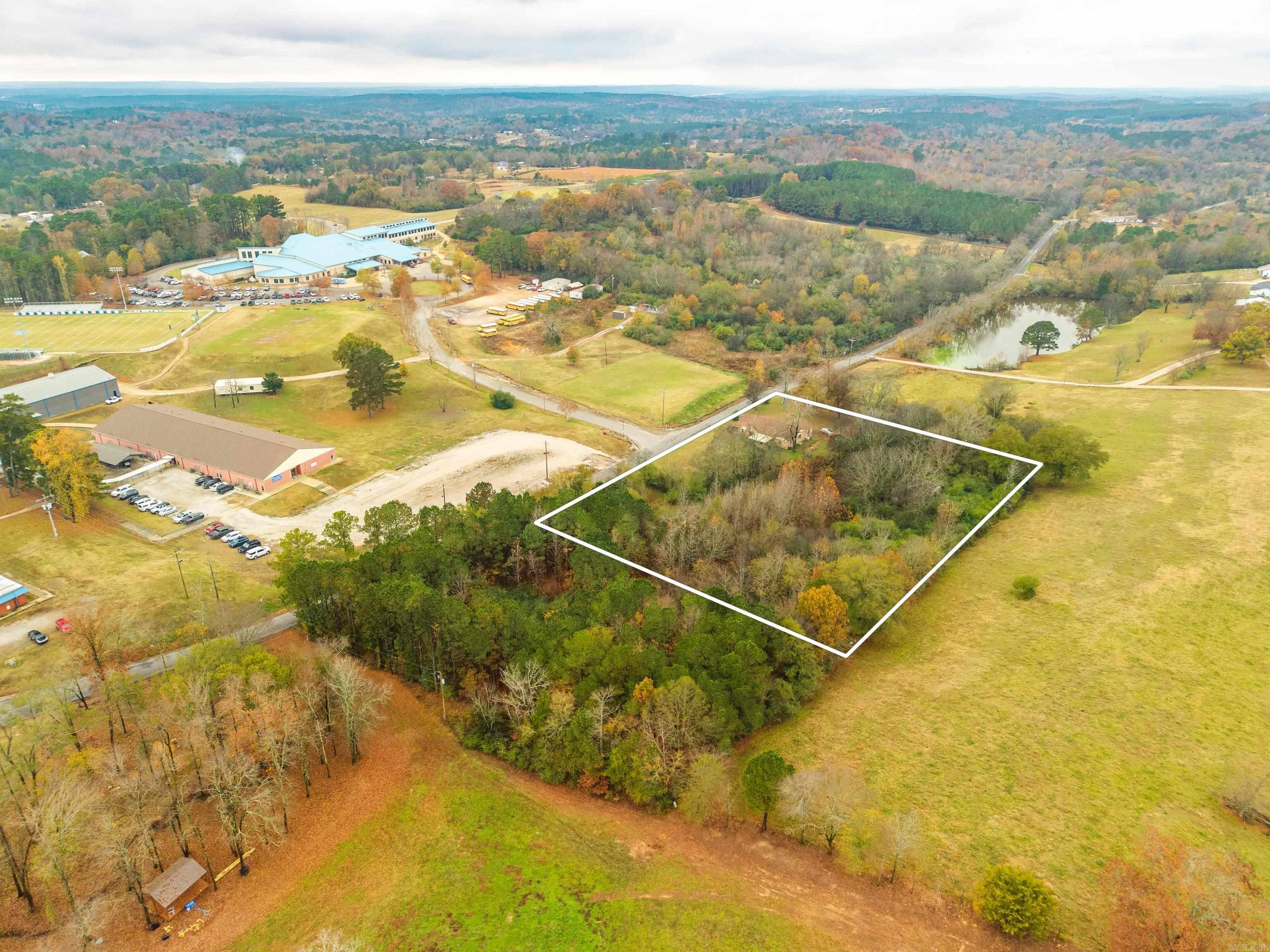 3284 Finch  Bismarck, AR