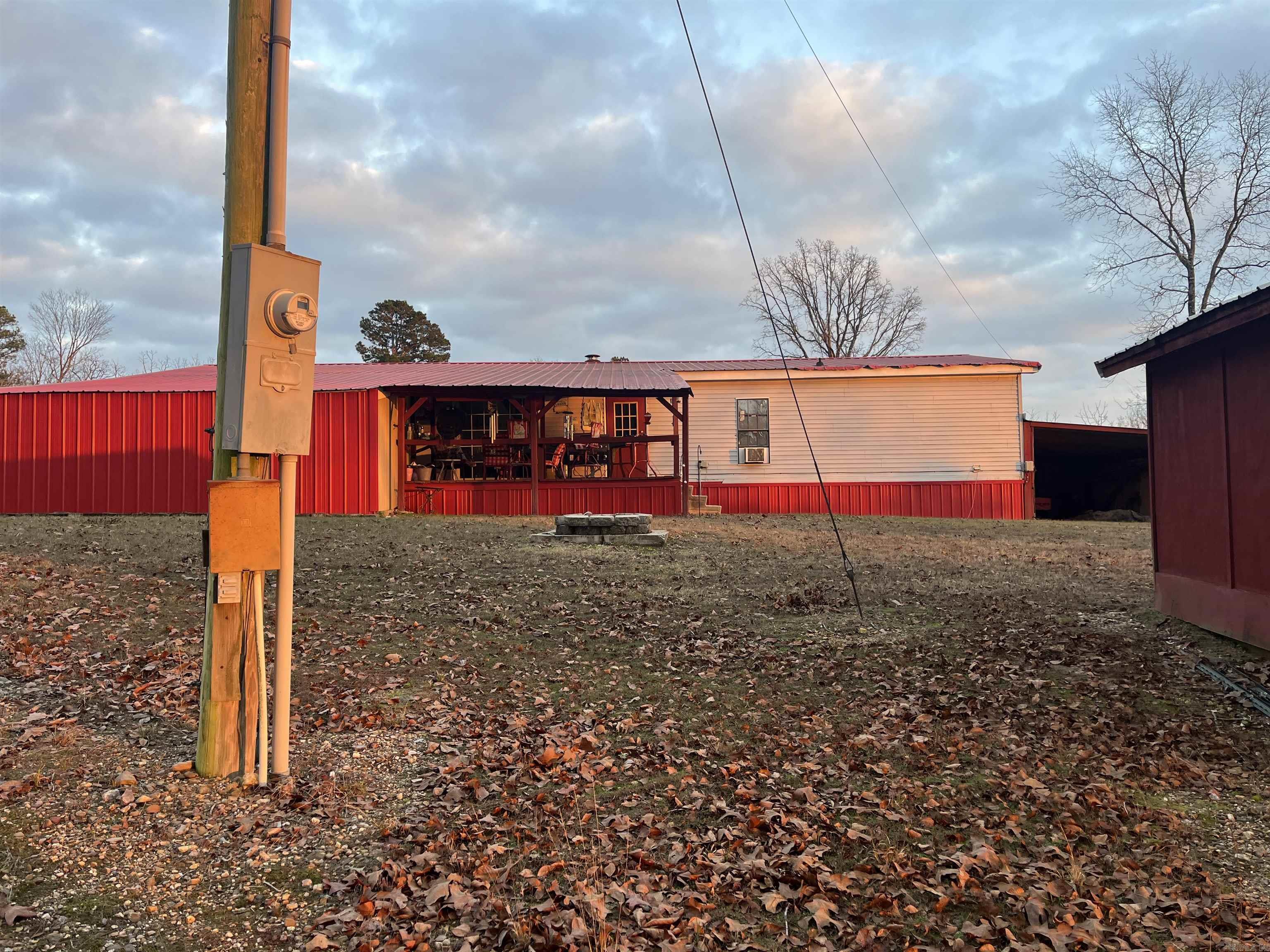 373 Beacon Hill Road Murfreesboro, AR 71958