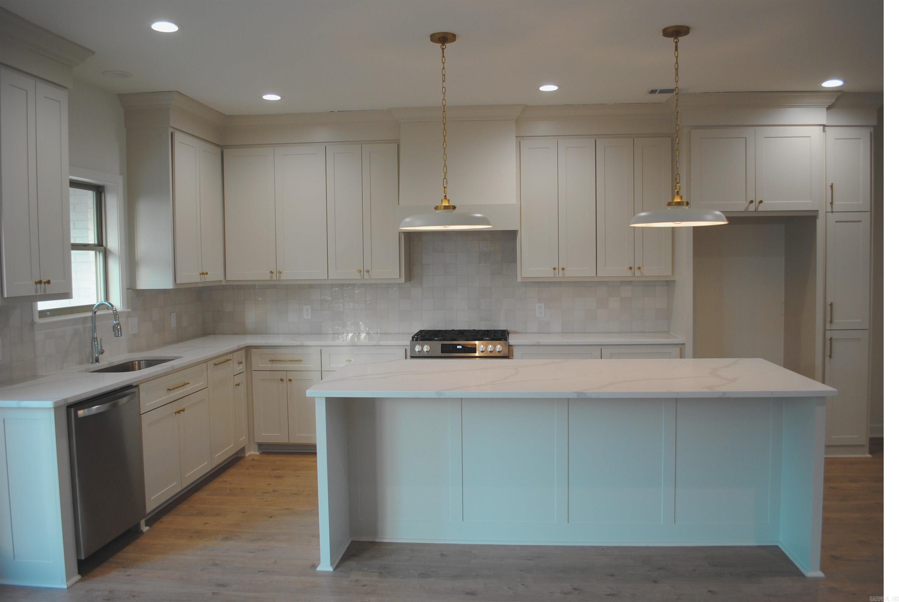 3871 Spencer Crossing Dr  Benton, AR