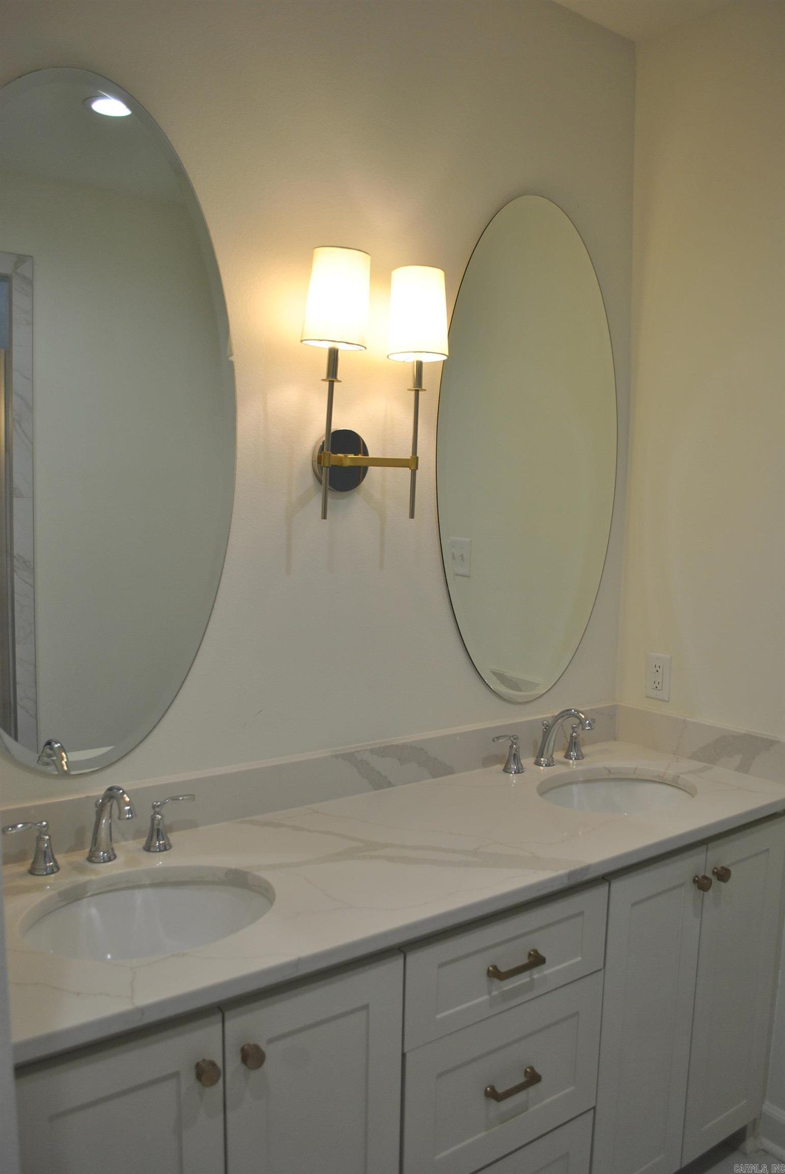 3871 Spencer Crossing Dr  Benton, AR