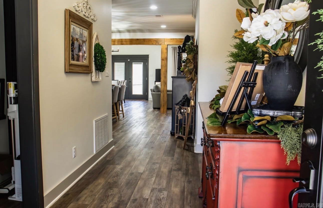 310 Garden Oaks  White Hall, AR