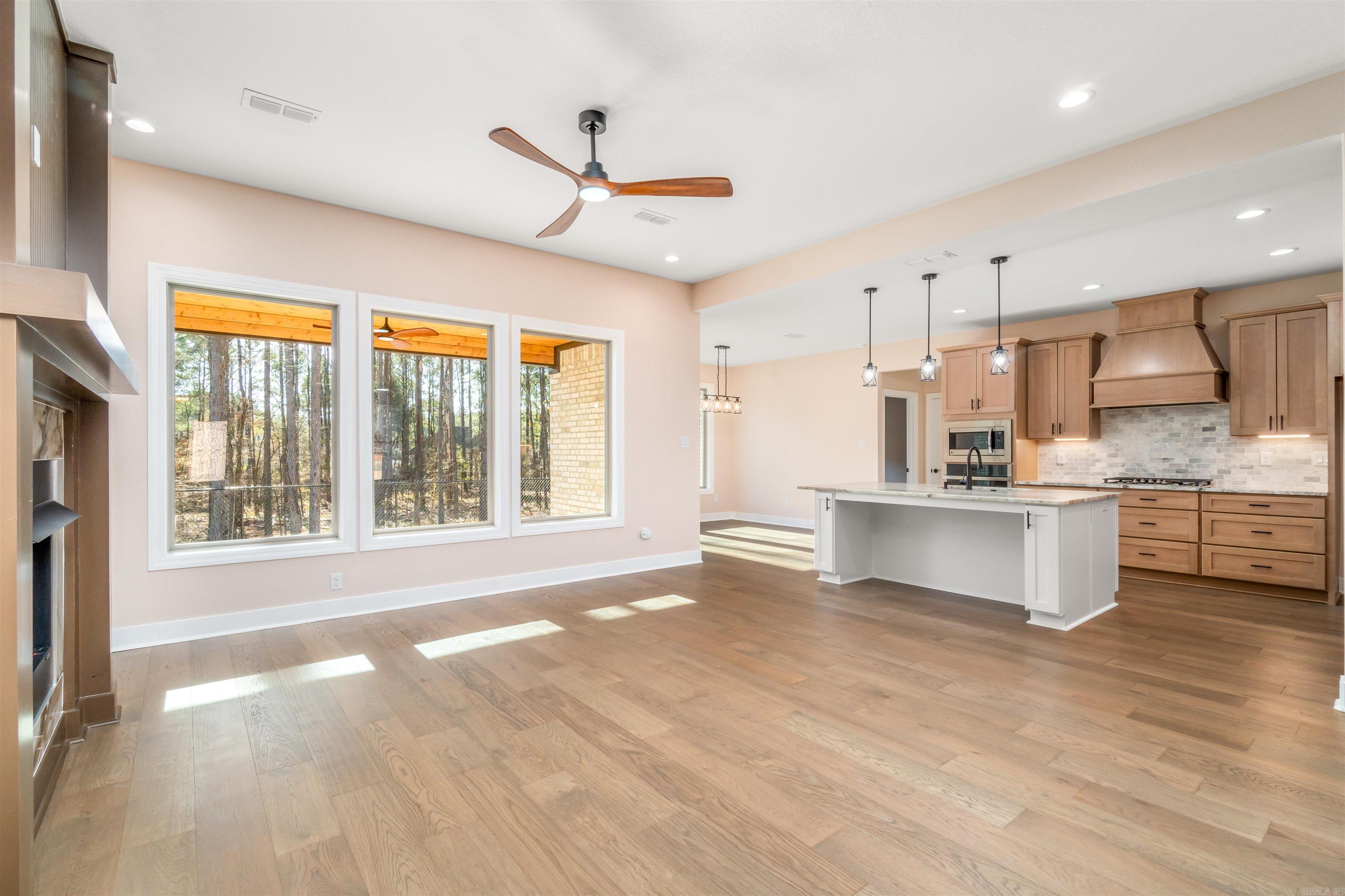 34 Victoria  Hot Springs Village, AR