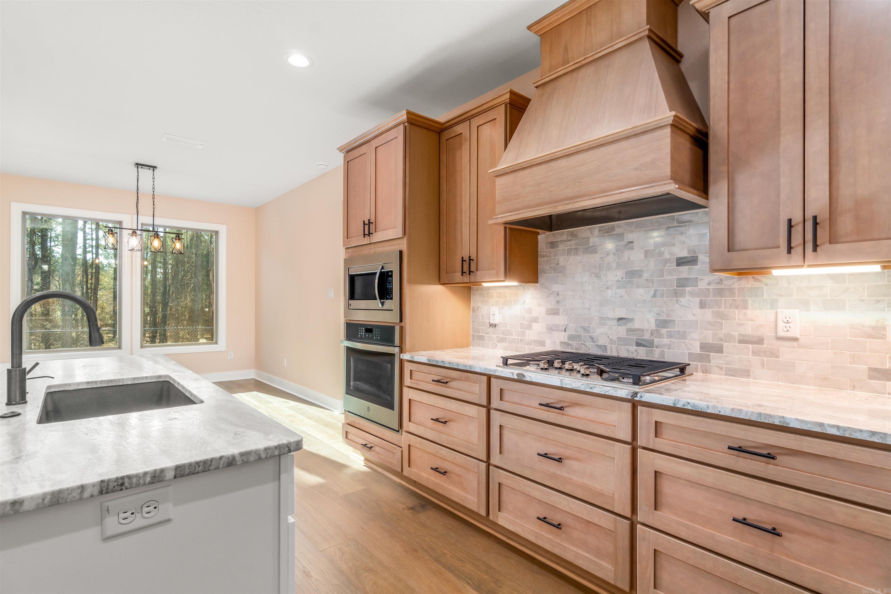 34 Victoria  Hot Springs Village, AR