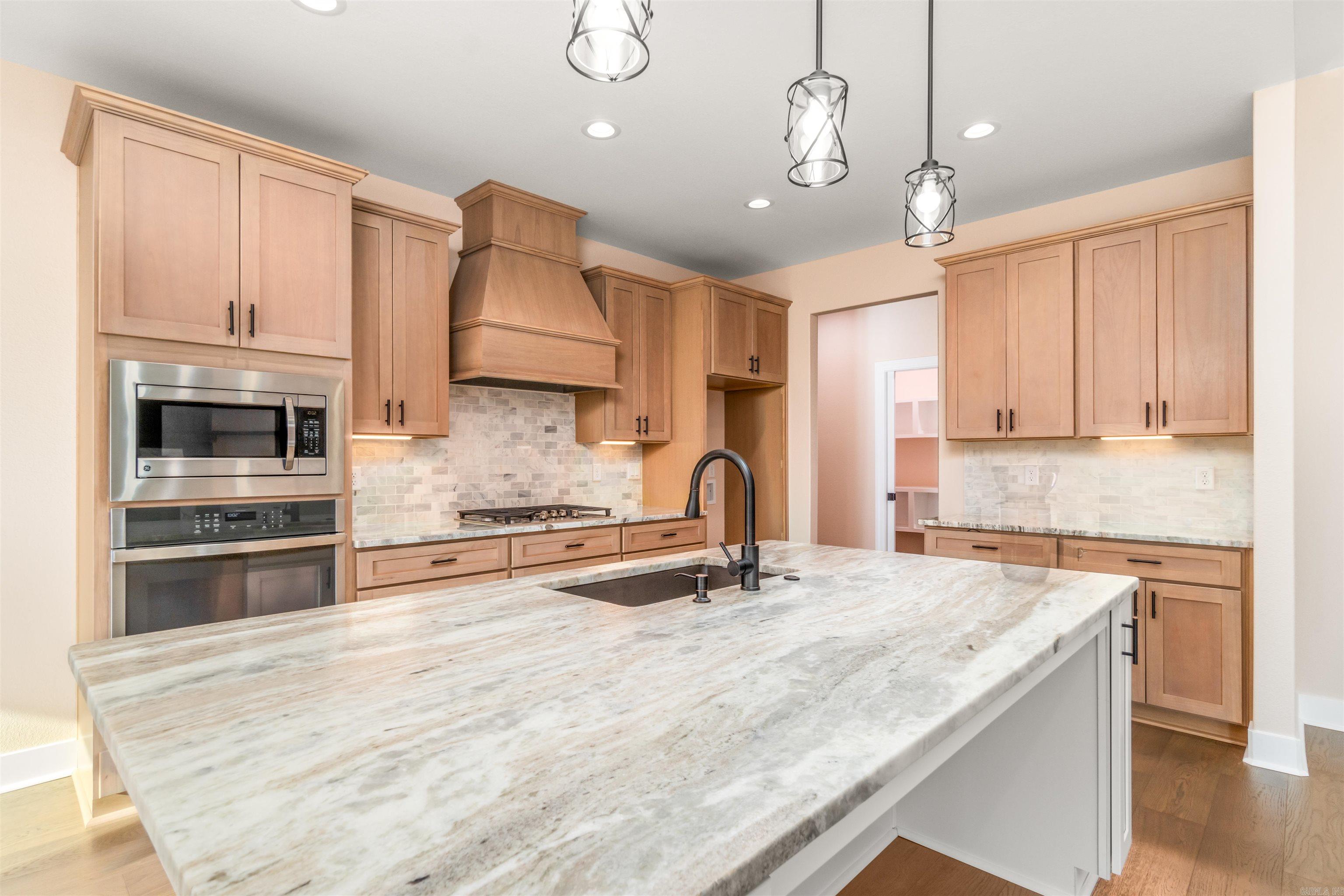 34 Victoria  Hot Springs Village, AR