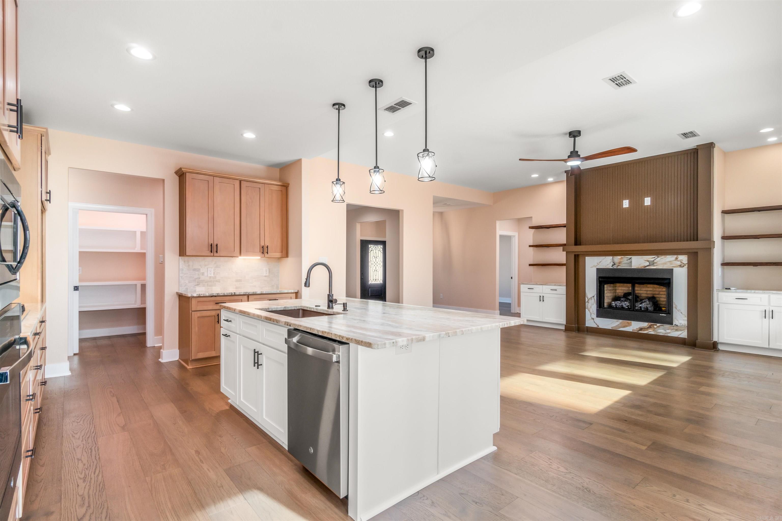 34 Victoria  Hot Springs Village, AR