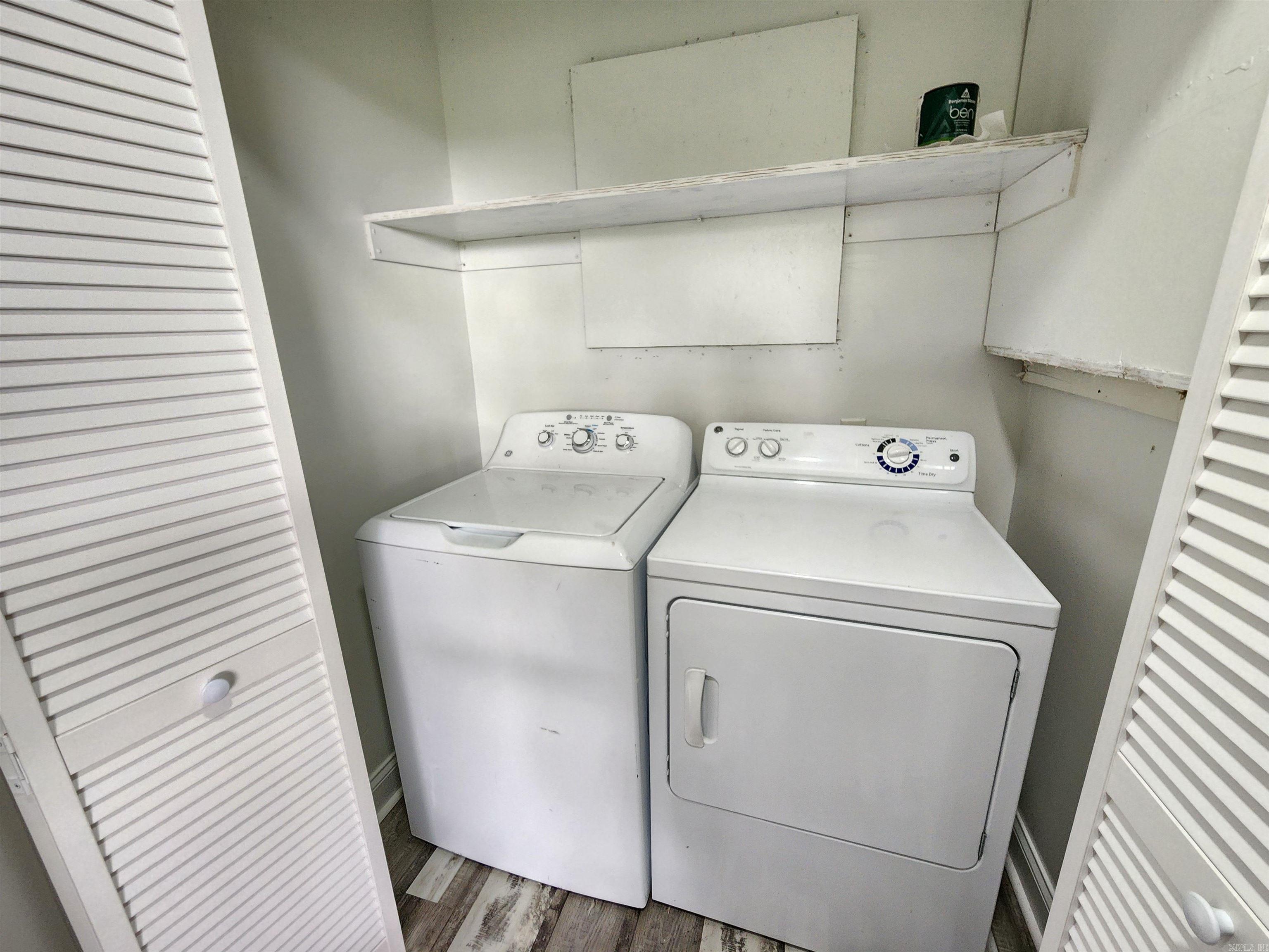 211 Burnt Rock Falls  Fairfield Bay, AR