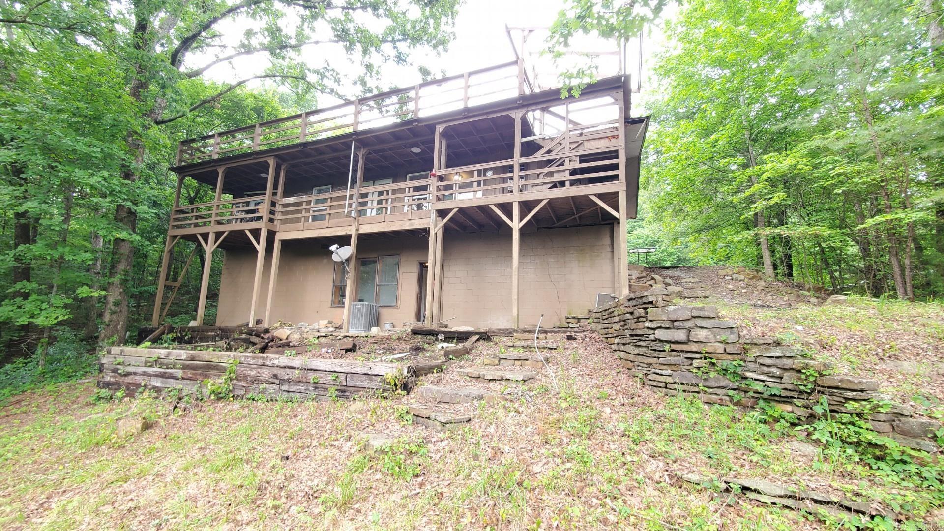 211 Burnt Rock Falls  Fairfield Bay, AR