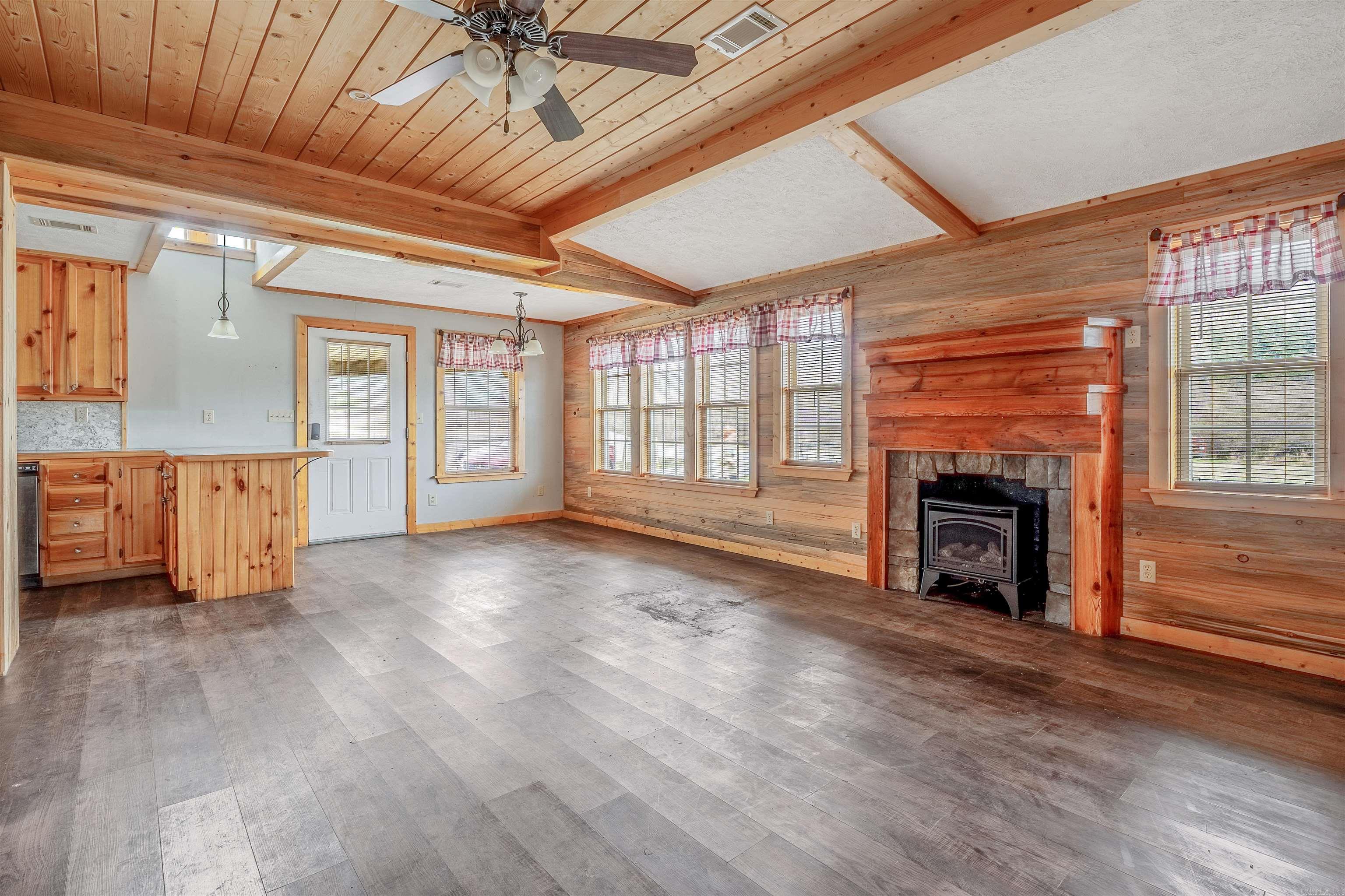 133 Gulf Mountain  Scotland, AR