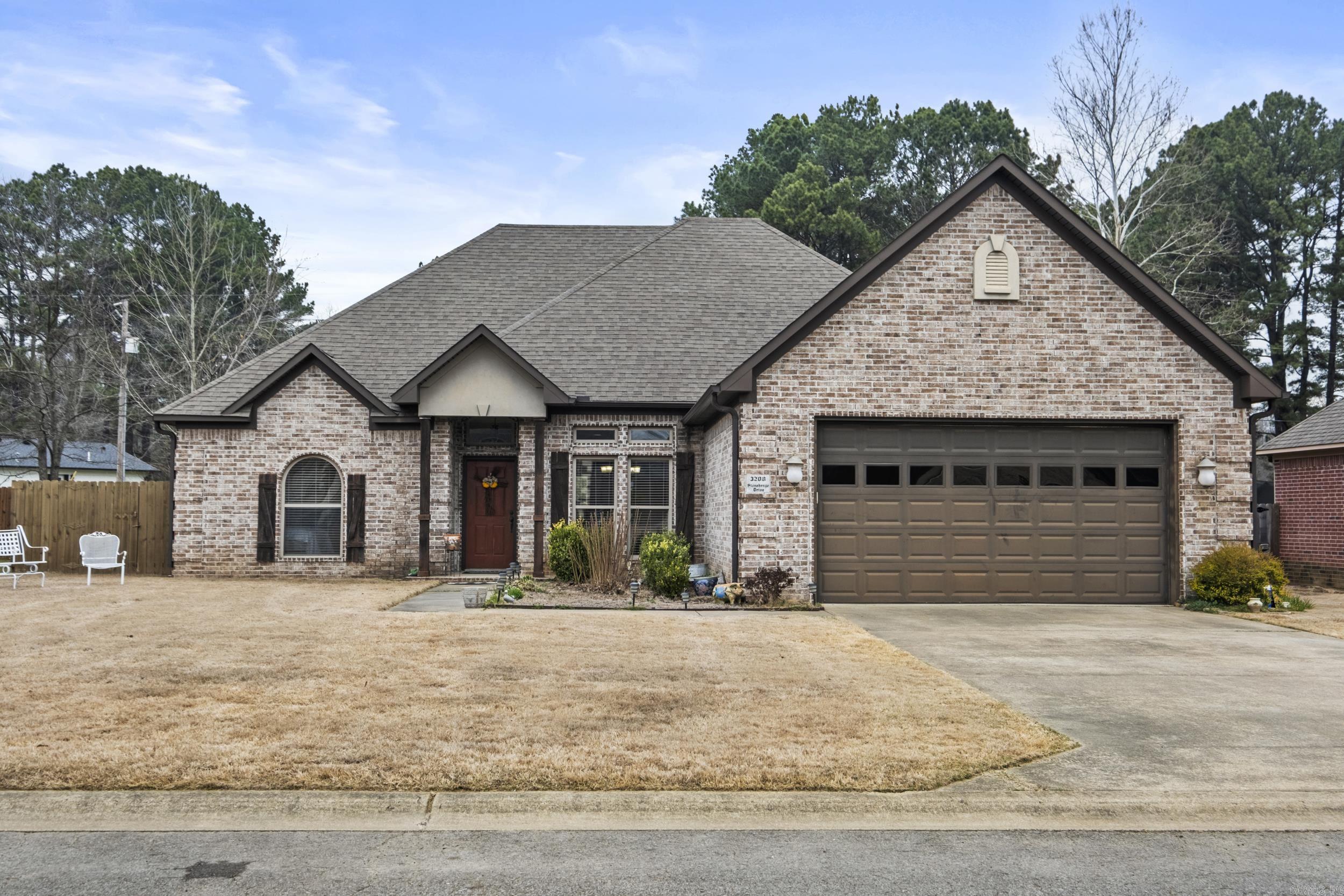 3208 Stonehenge Searcy, AR 72143
