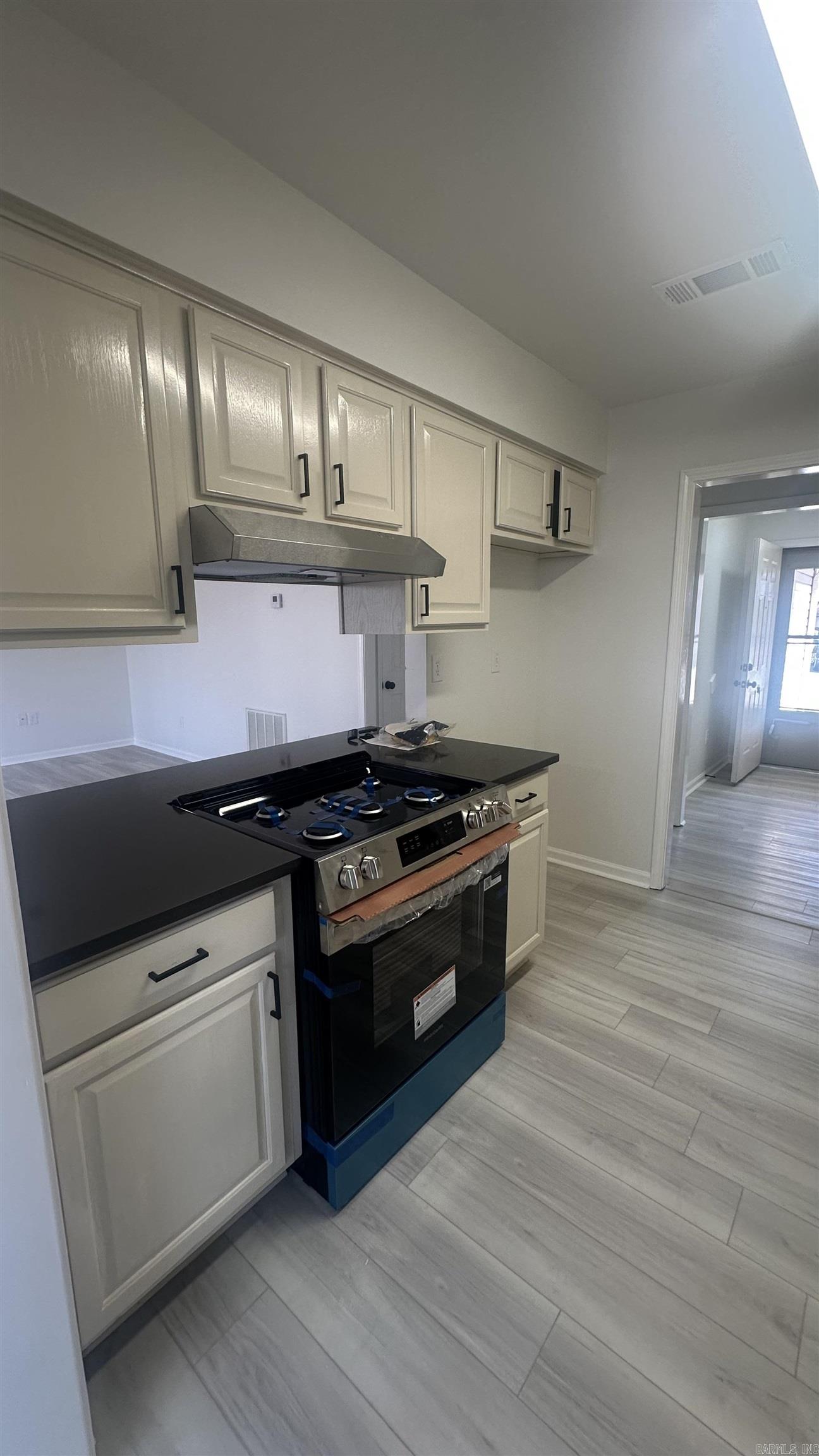 2208 Singleton  Little Rock, AR