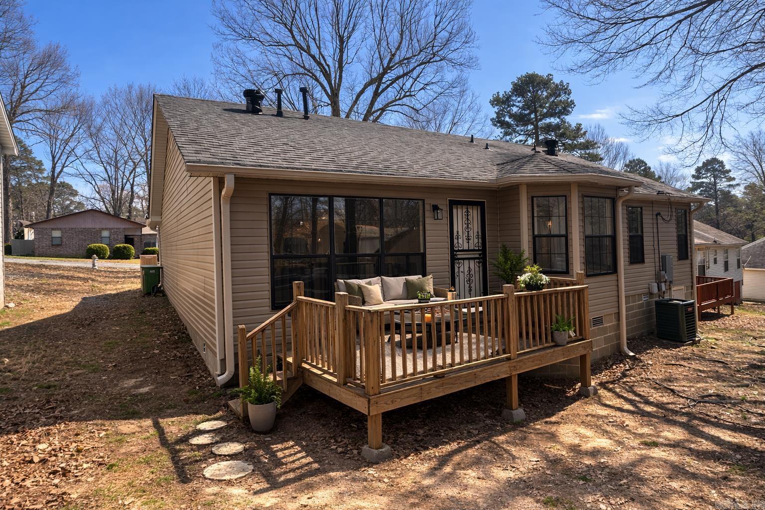 2208 Singleton  Little Rock, AR