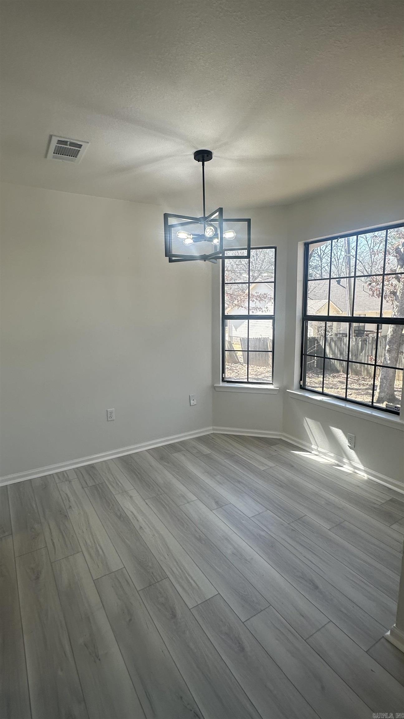 2208 Singleton  Little Rock, AR