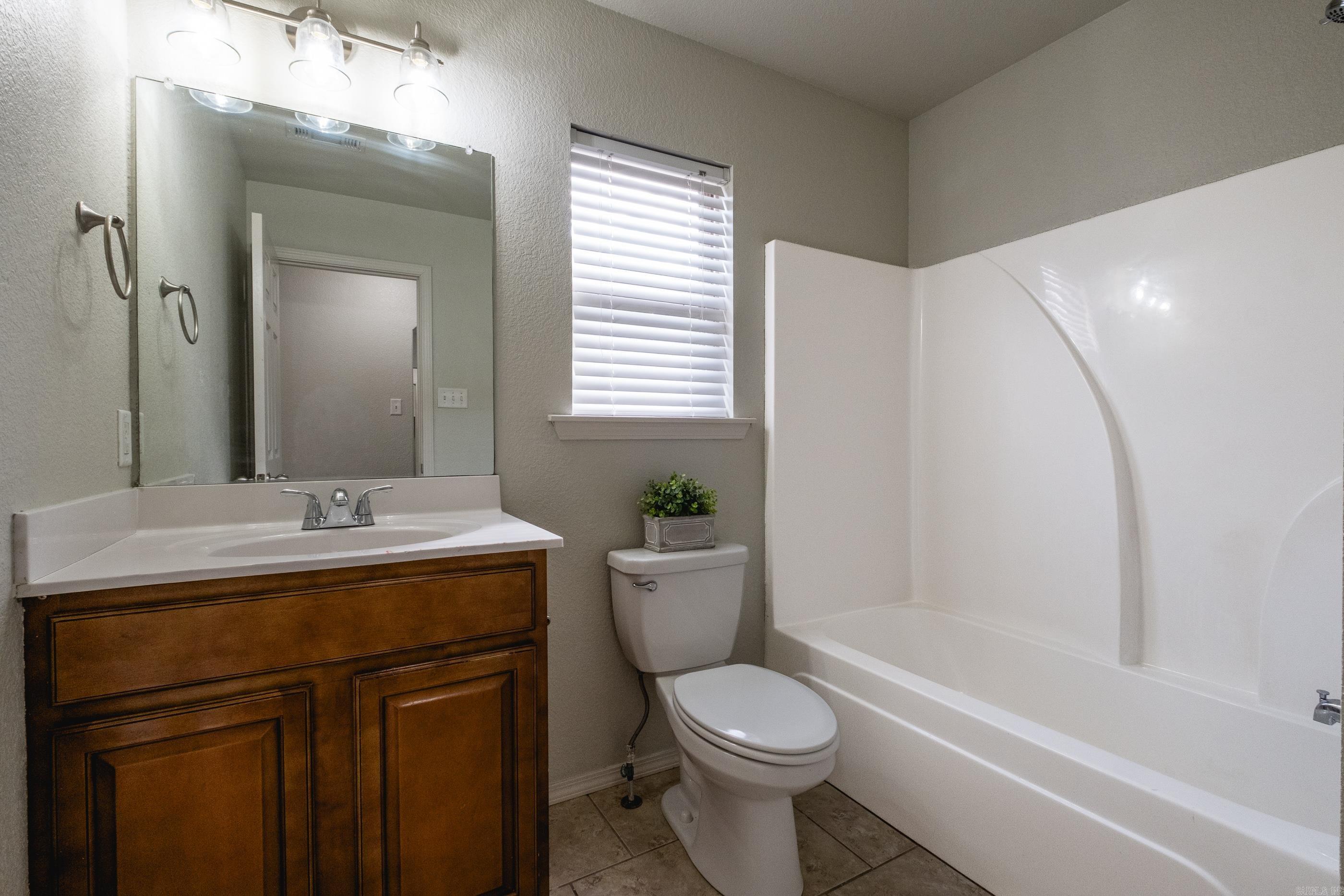 5708 Little Elm Ln  Sherwood, AR