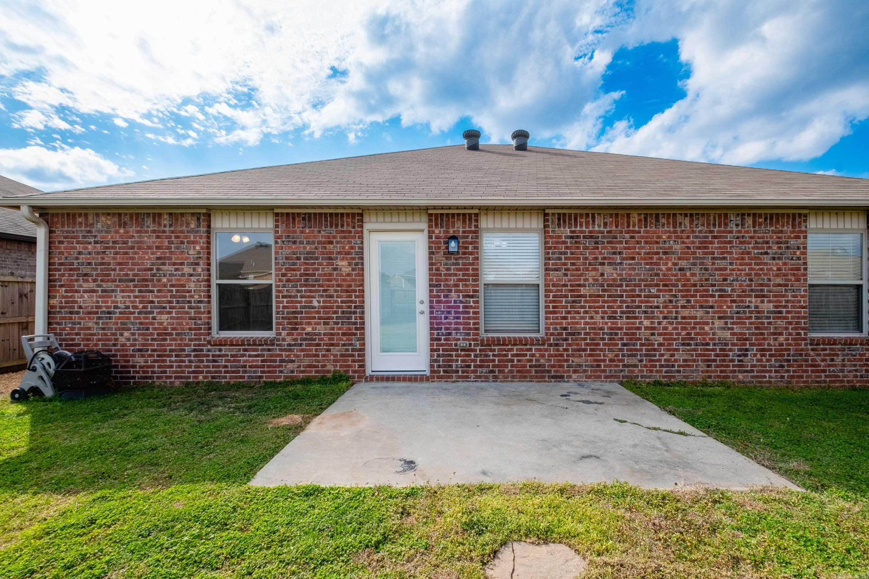 5708 Little Elm Ln  Sherwood, AR
