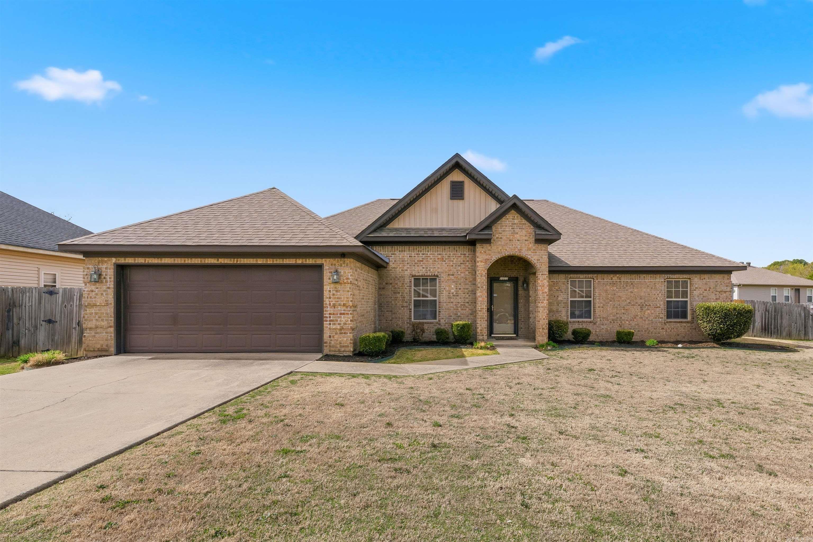 5502 Glenn Cove Bryant, AR 72022
