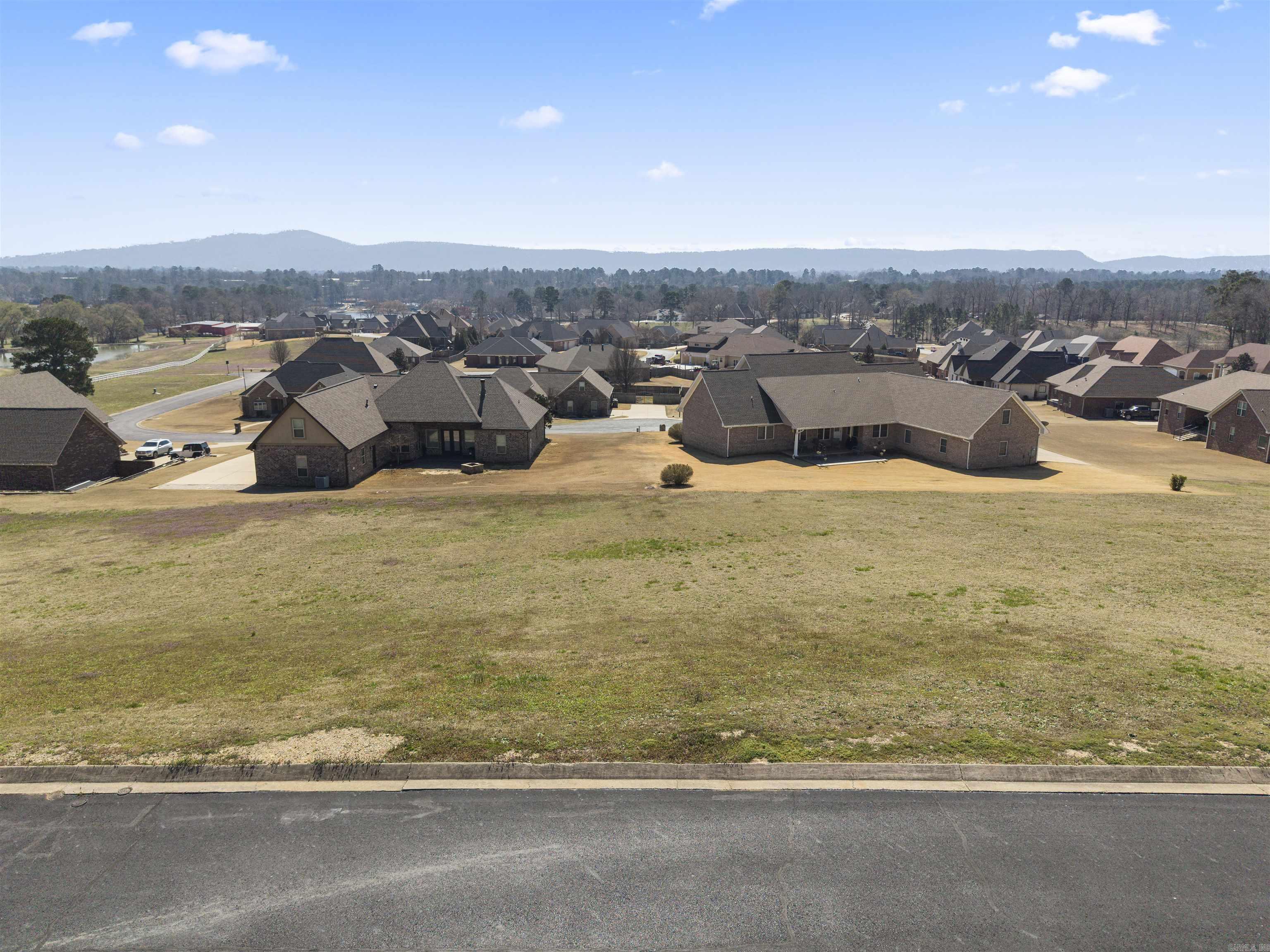 000 CHINOOK  Hot Springs, AR