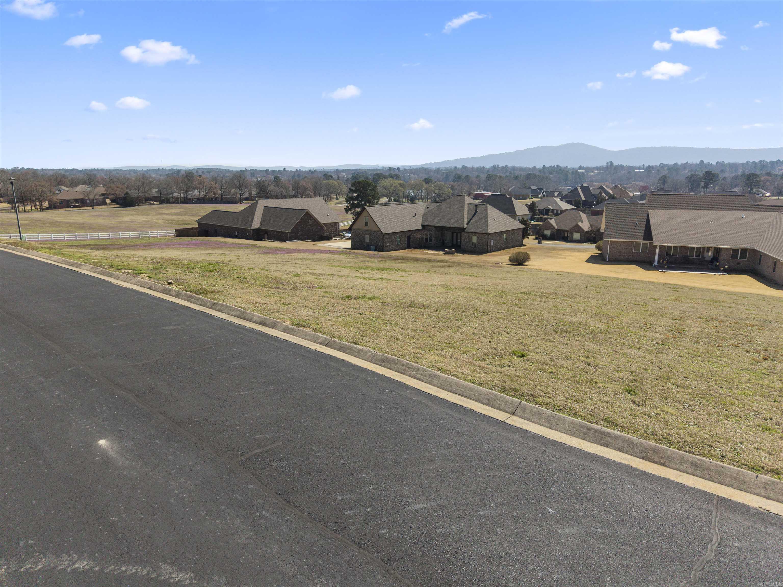 000 CHINOOK  Hot Springs, AR