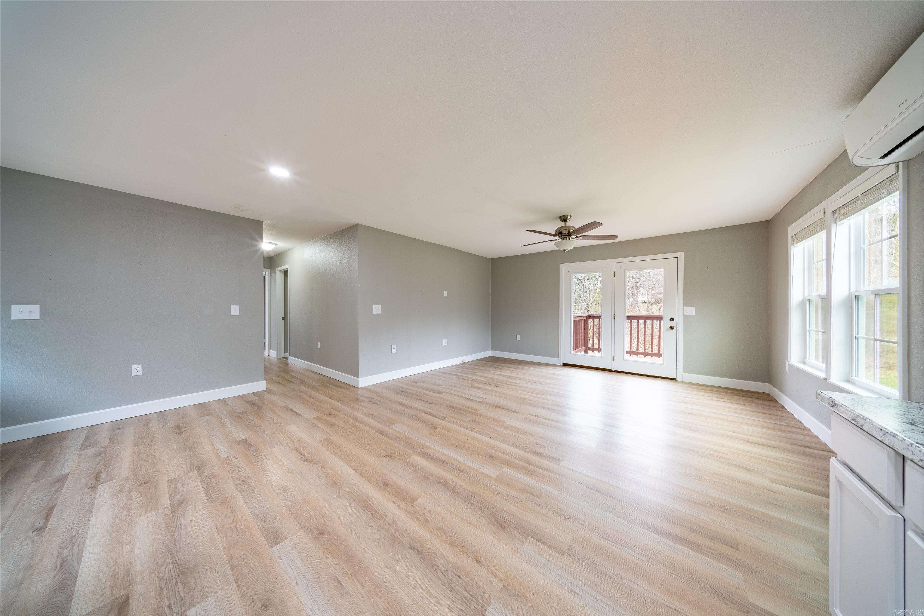 349 Honeysuckle Ln  Franklin, AR