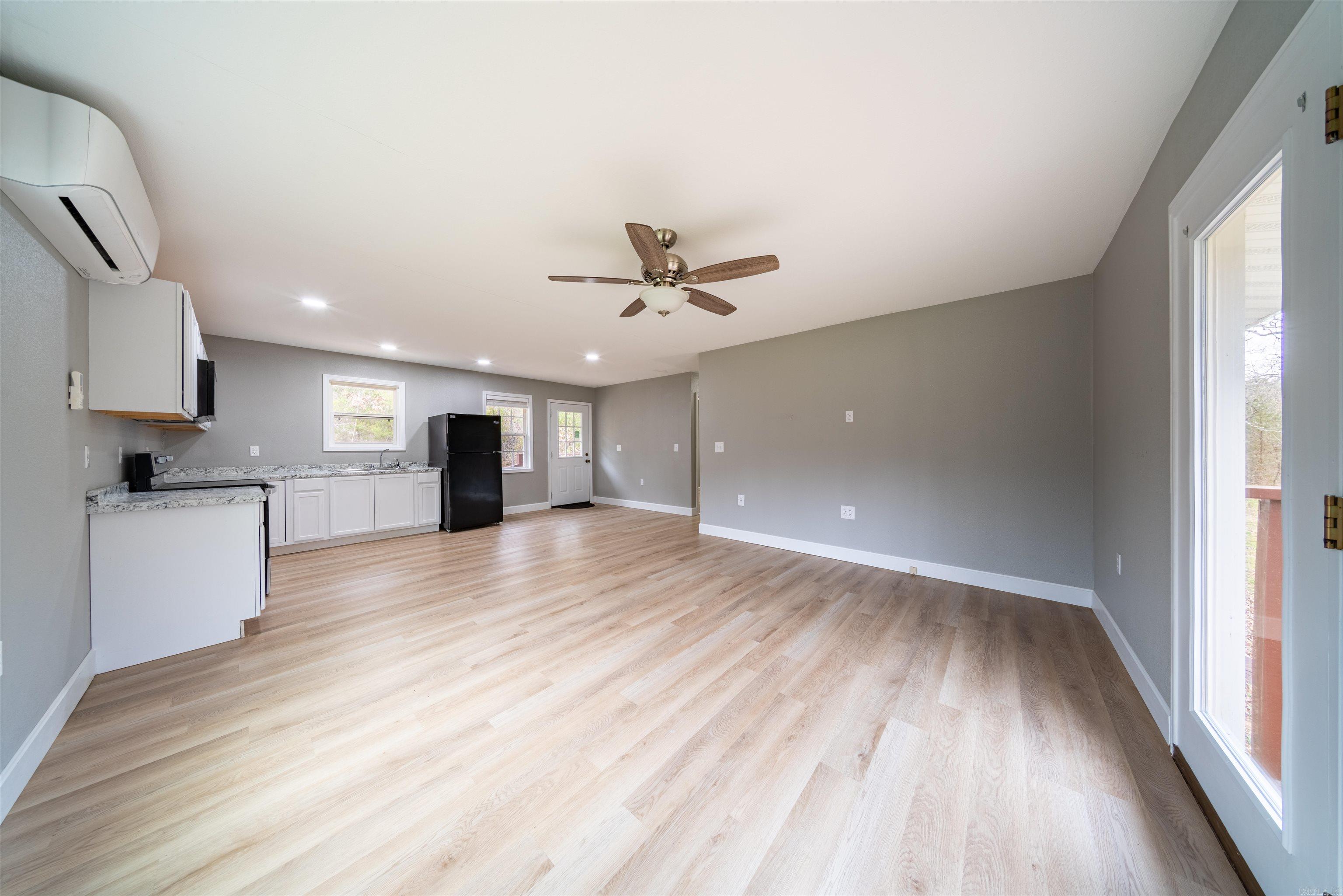 349 Honeysuckle Ln  Franklin, AR