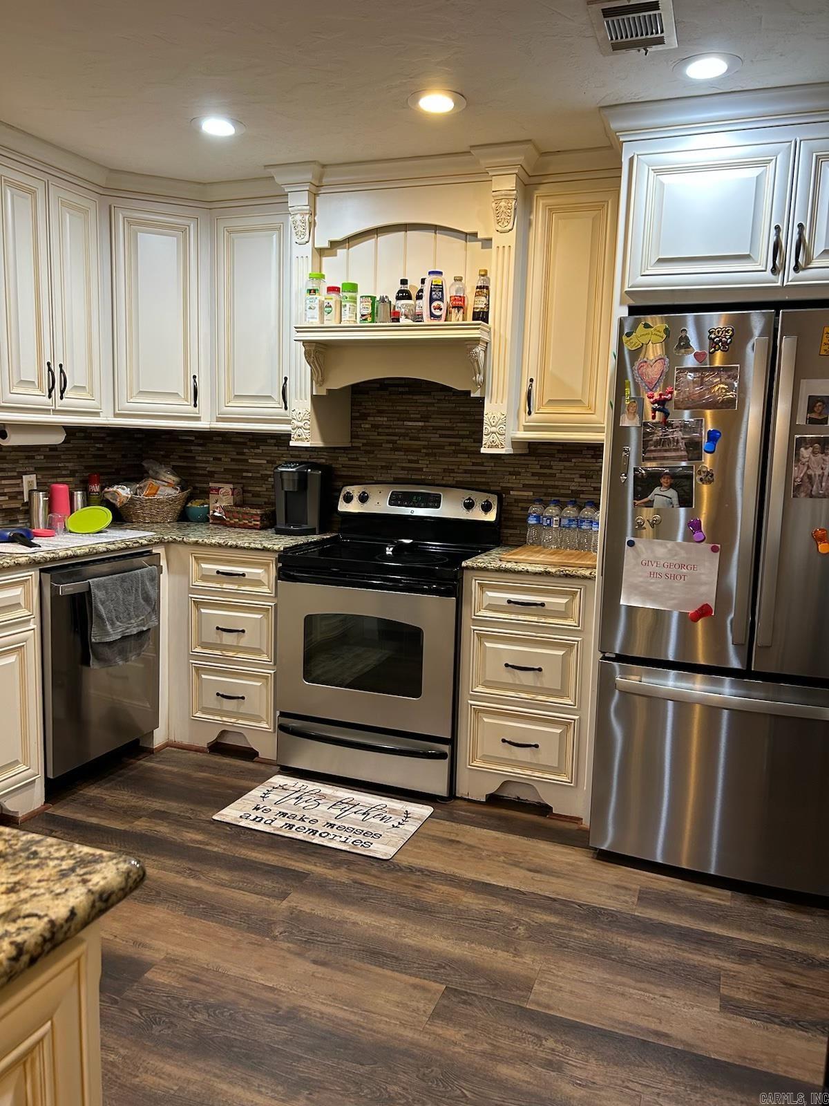 1406 Wildwood  Nashville, AR