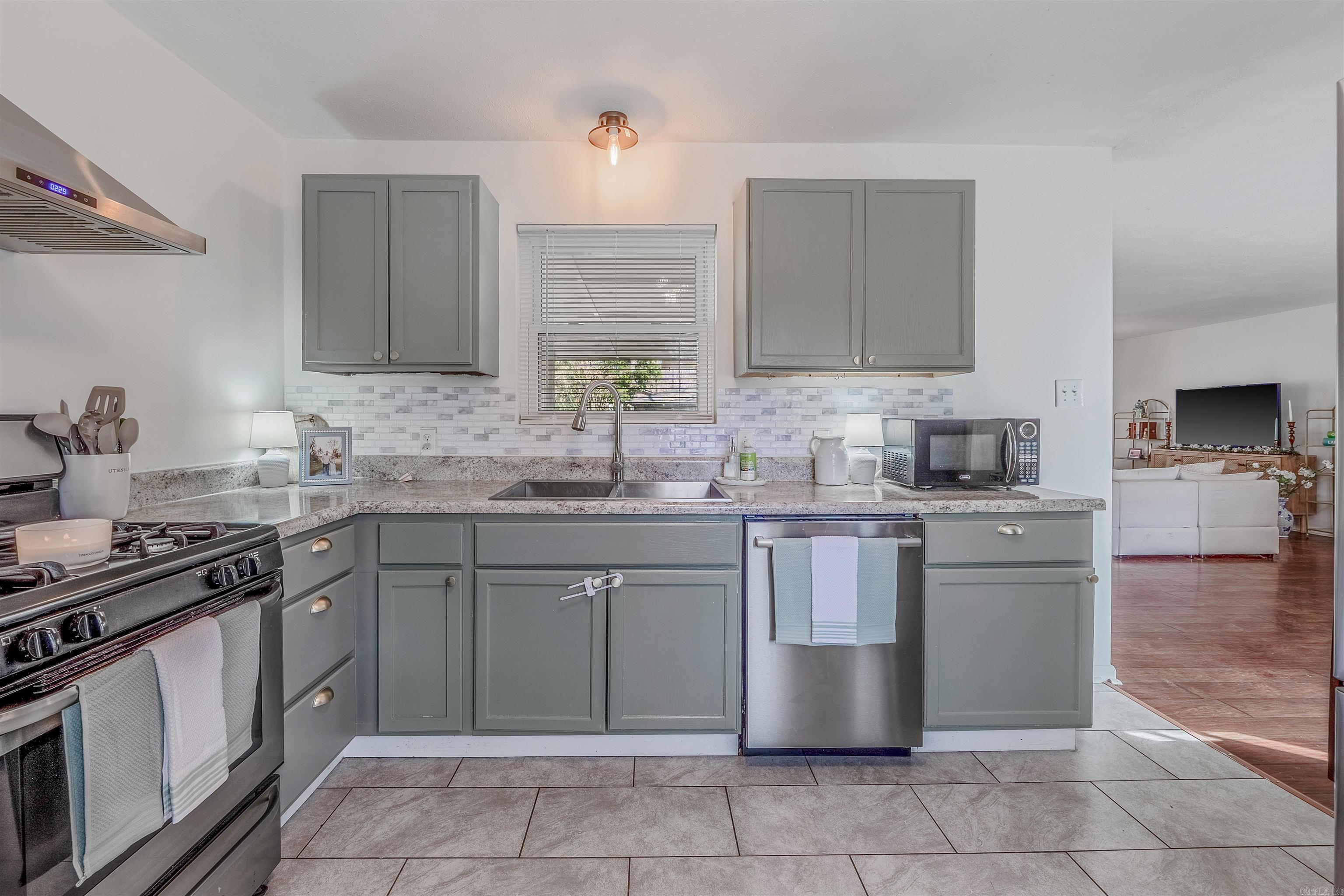 38 Sheila  Sherwood, AR