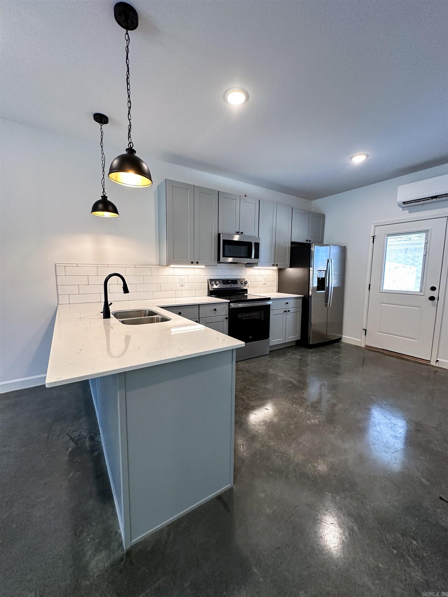 1600 Crosswood  Benton, AR