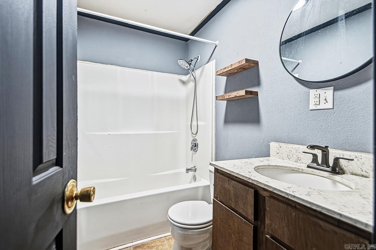 100 Satin  Malvern, AR