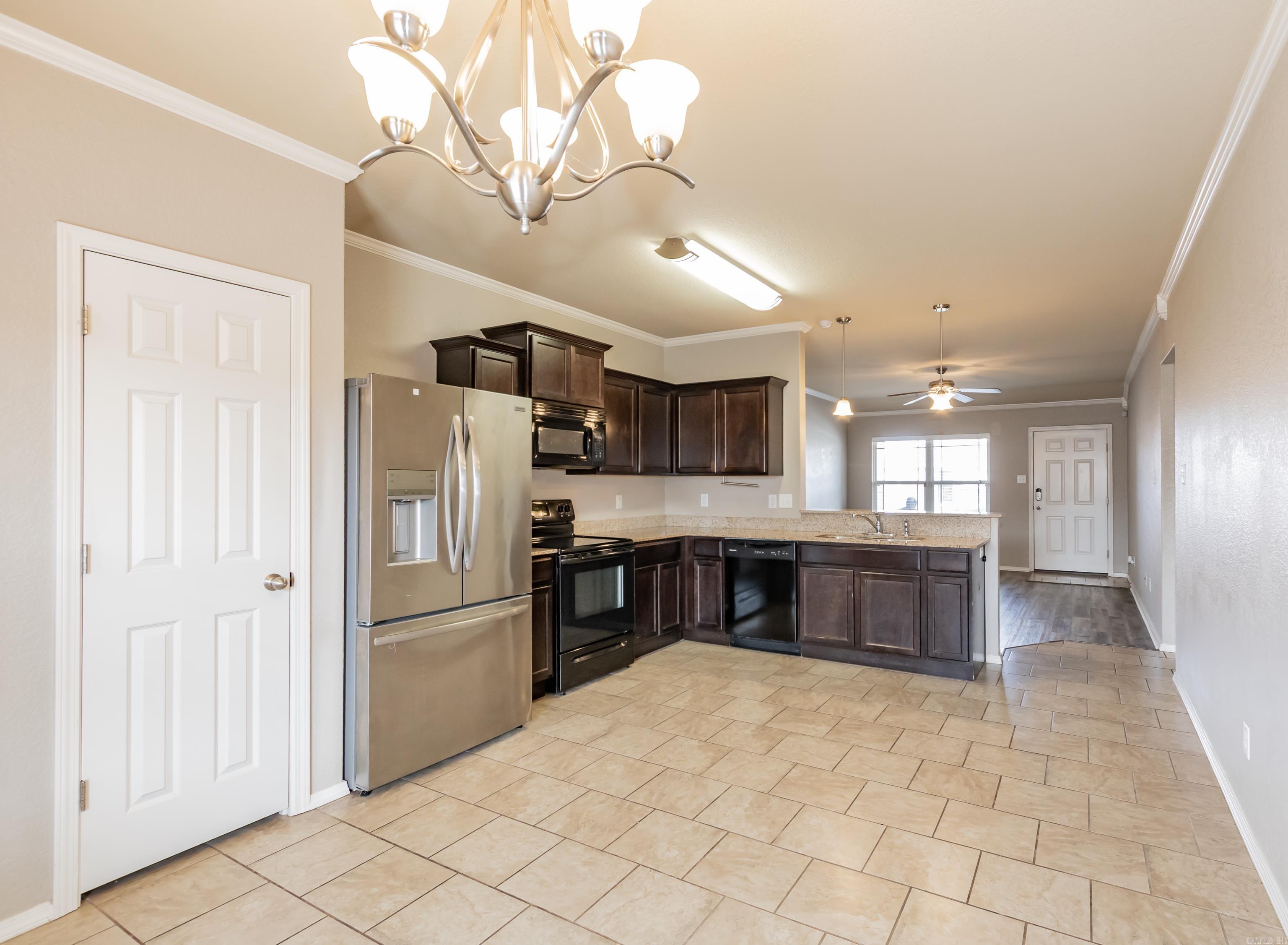 5809 Pin Oak  North Little Rock, AR