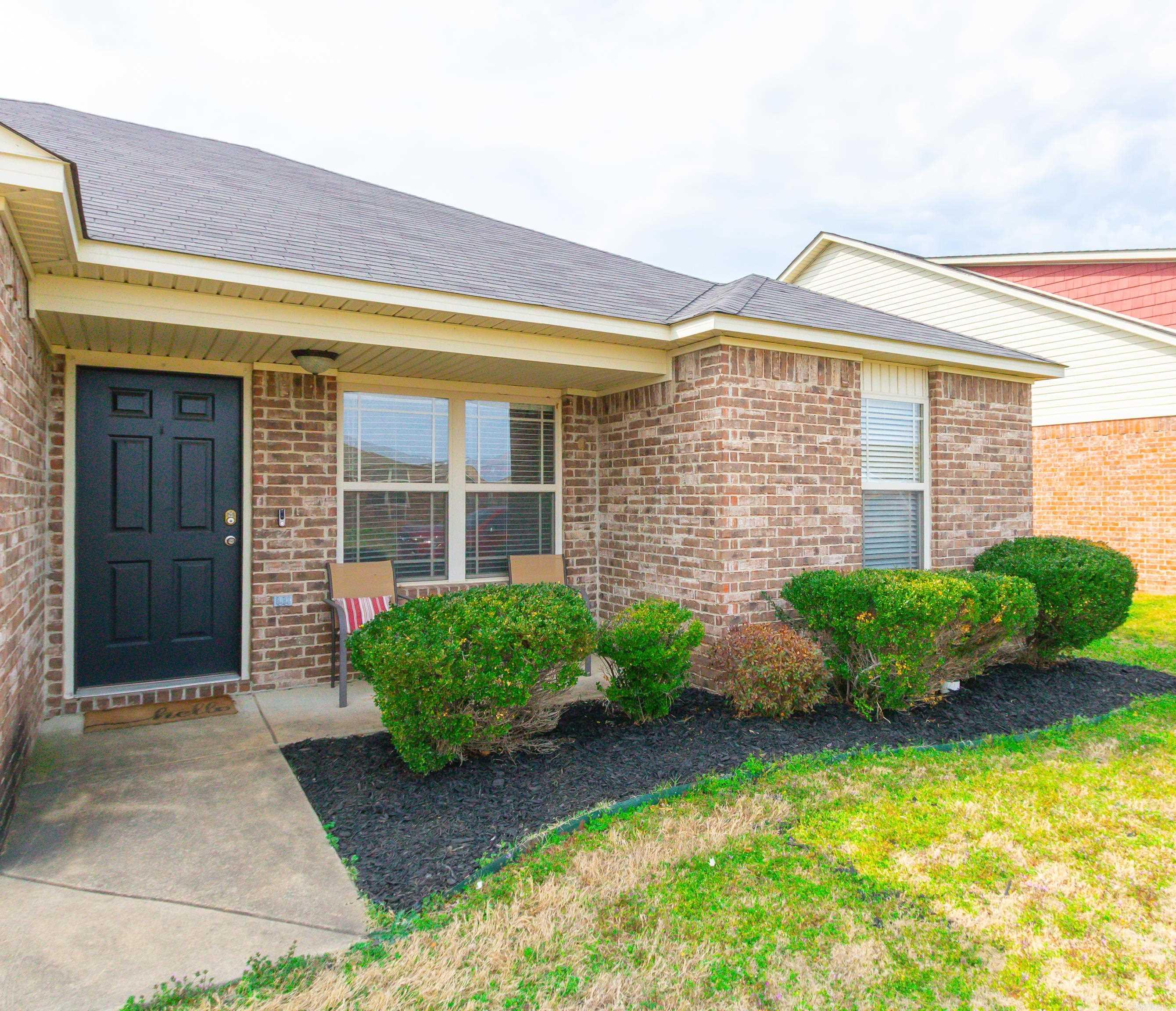 5809 Pin Oak  North Little Rock, AR