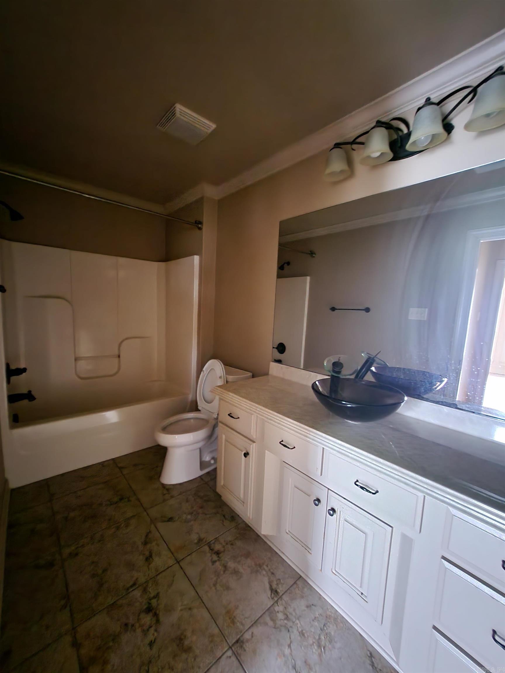 1310 Starfield Street North Little Rock, AR 72116