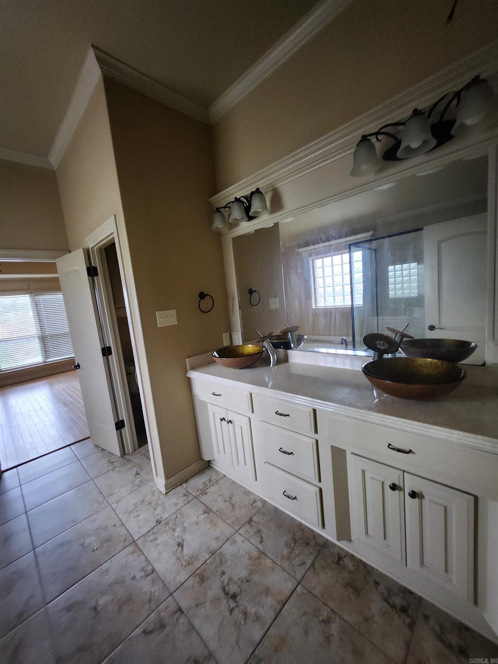 1310 Starfield Street North Little Rock, AR 72116