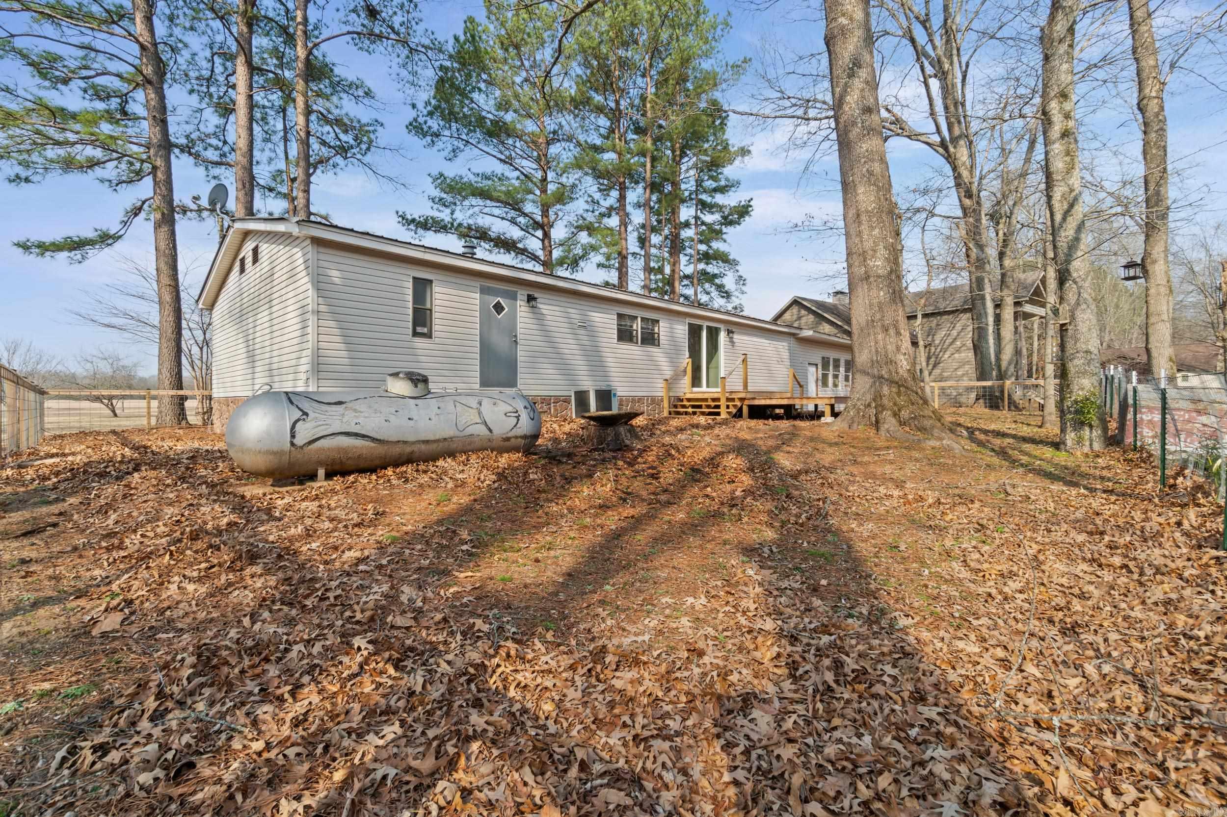 7 Iveon Clay  Pangburn, AR