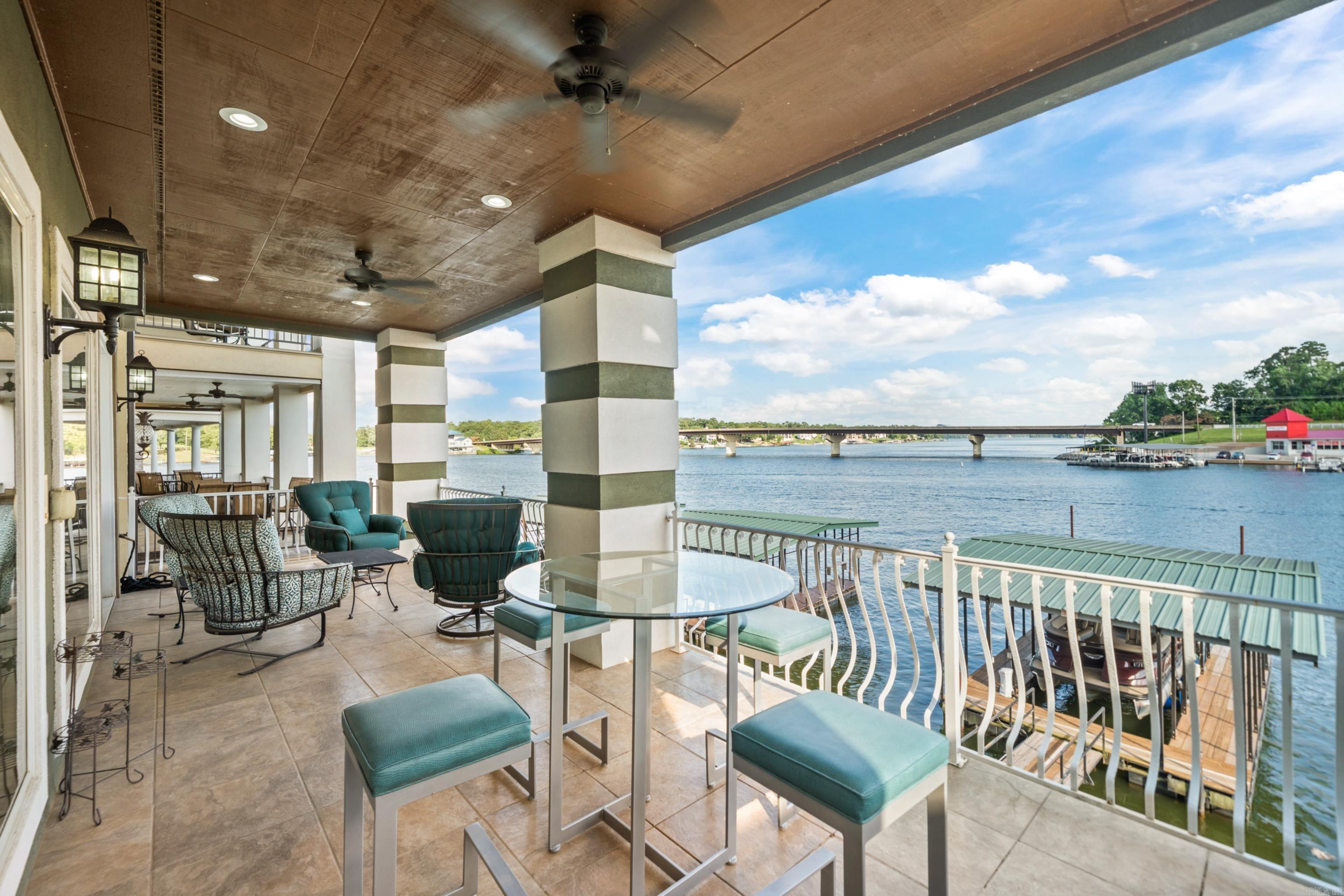 347 Paradise Pt  Hot Springs, AR