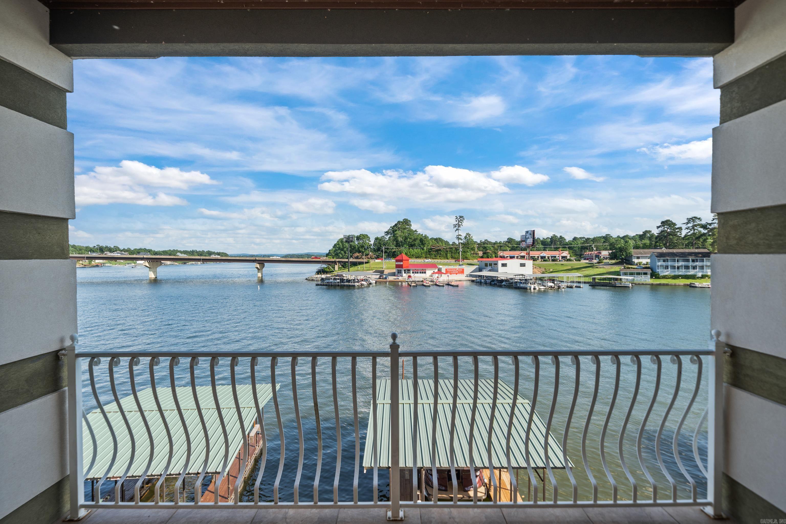 347 Paradise Pt  Hot Springs, AR