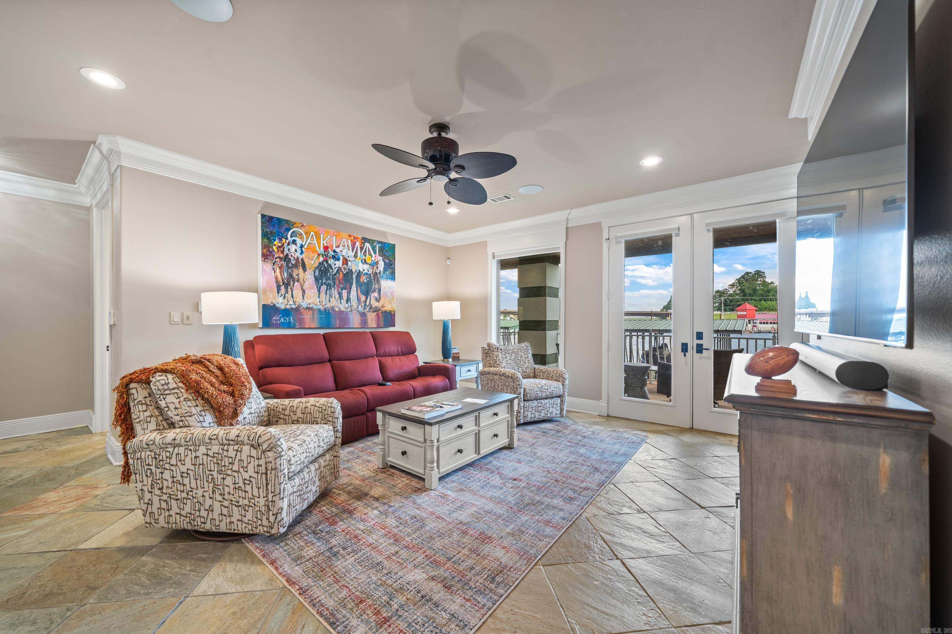 347 Paradise Pt  Hot Springs, AR