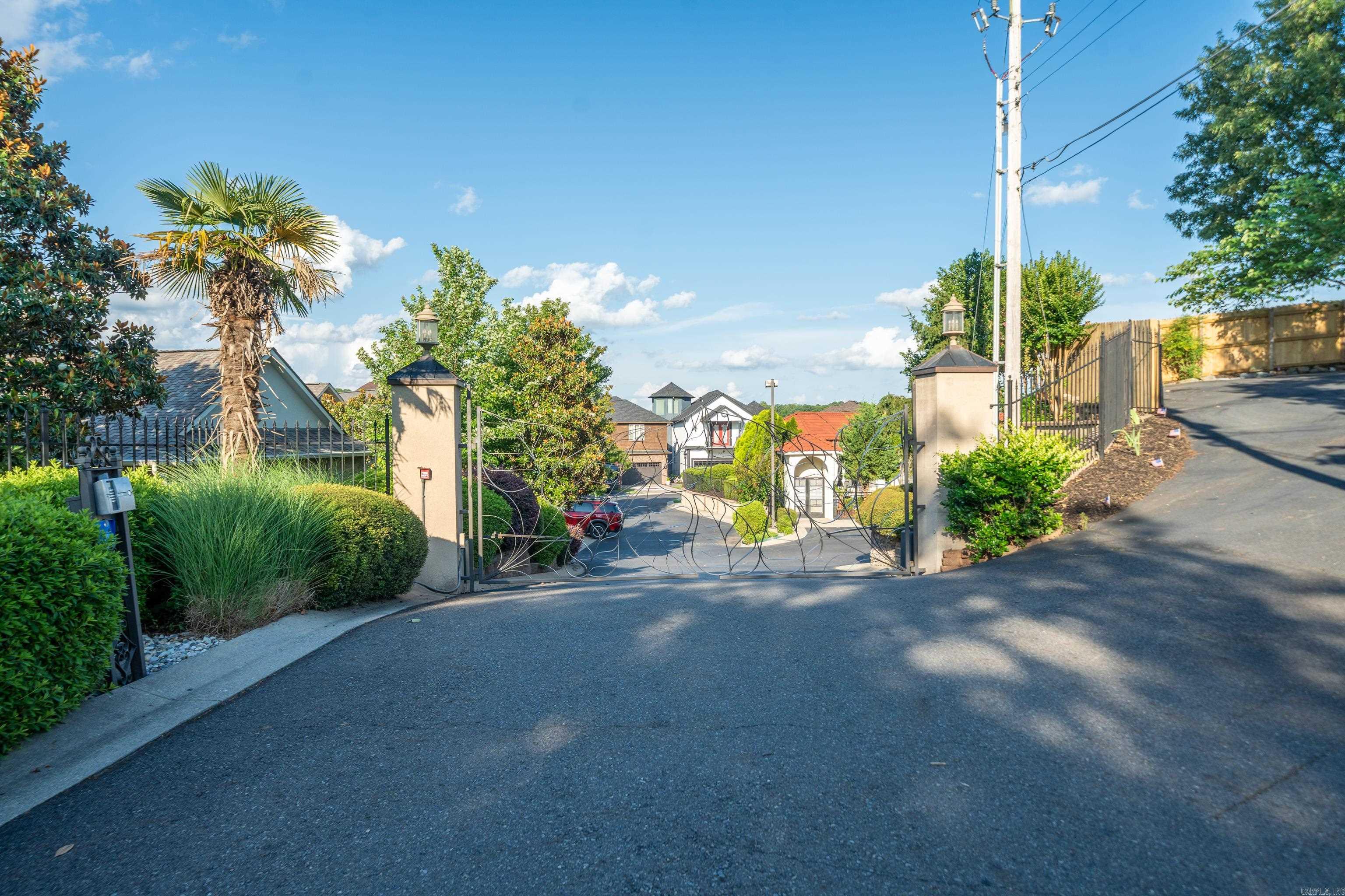 347 Paradise Pt  Hot Springs, AR