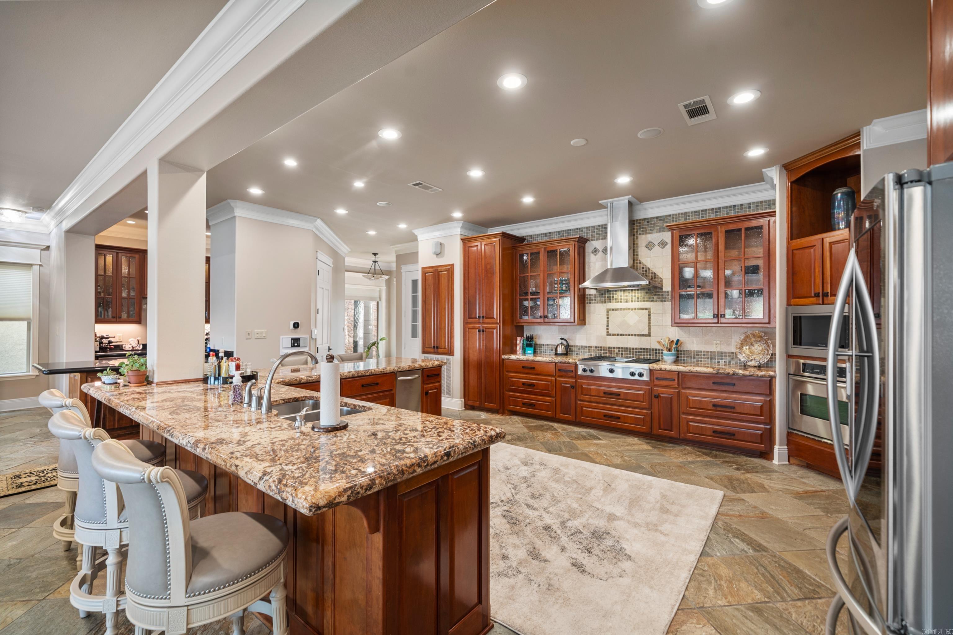 347 Paradise Pt  Hot Springs, AR