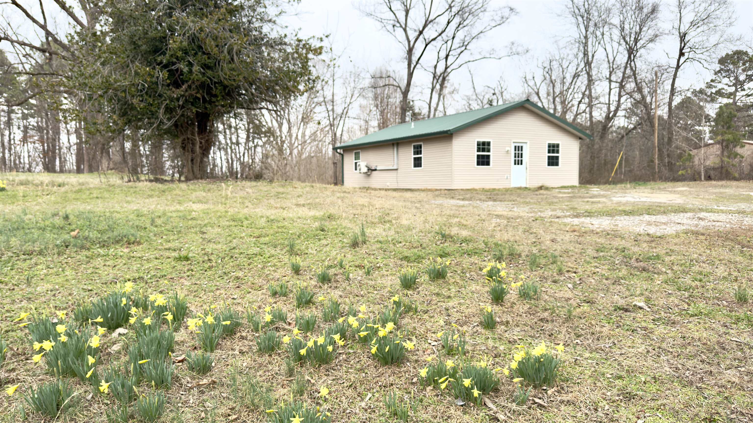 1273 Knob Creek  Melbourne, AR