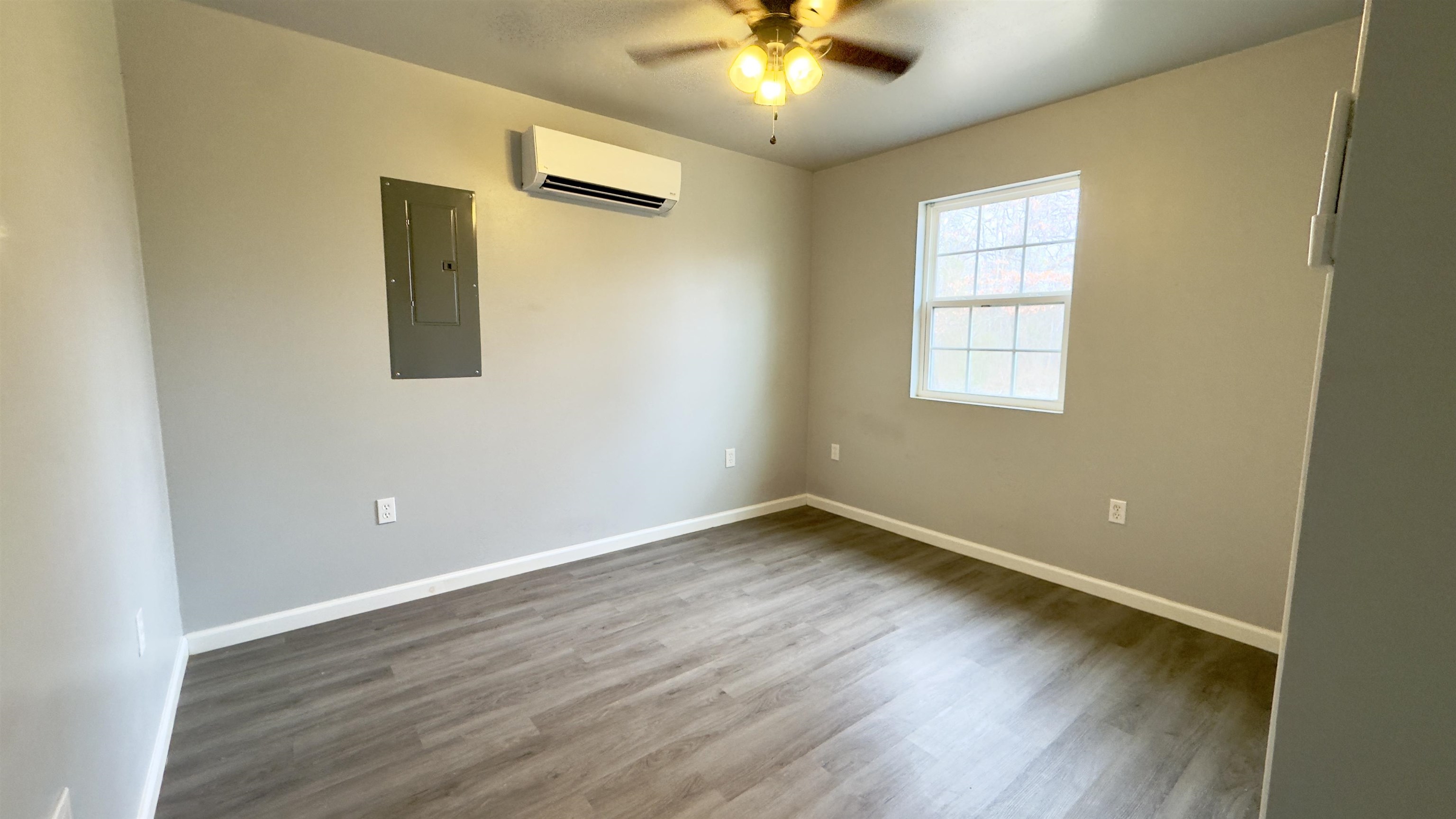 1273 Knob Creek  Melbourne, AR